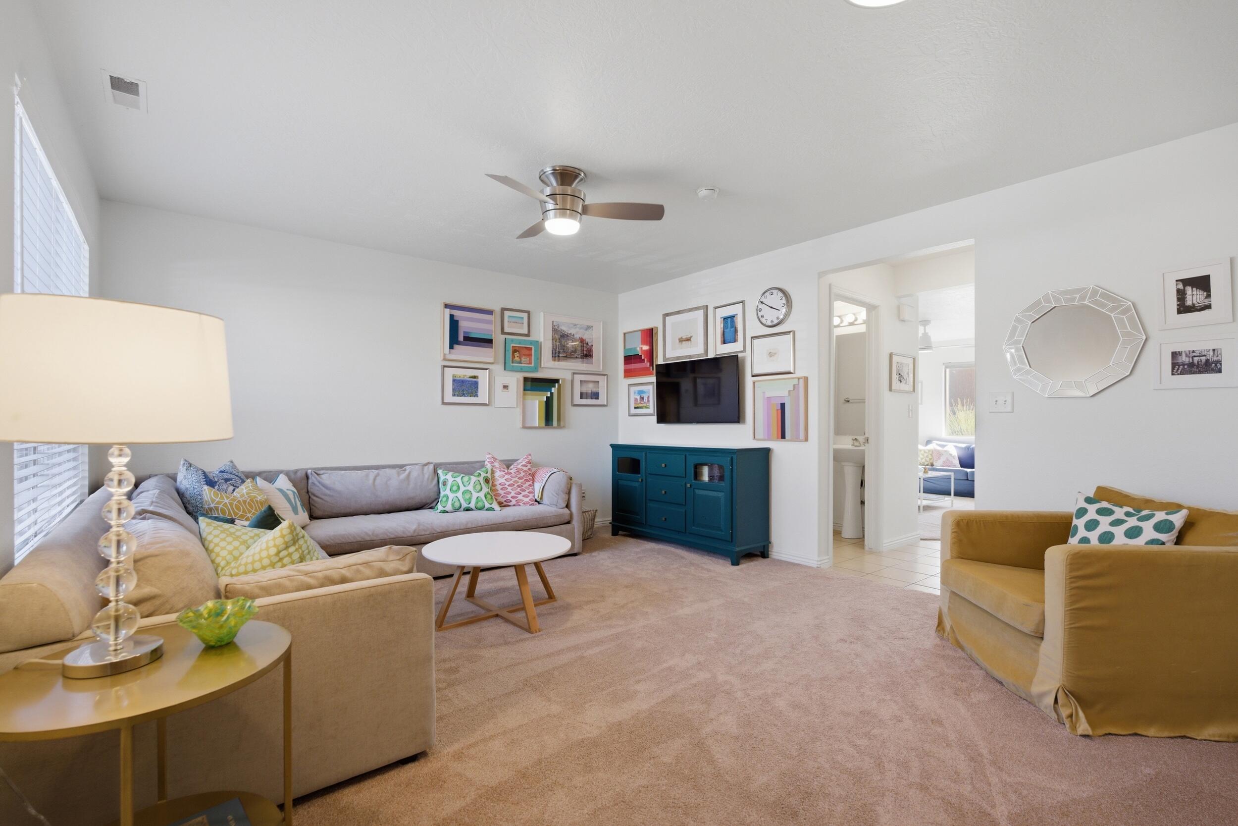 HIDDEN VALLEY TOWN HOMES - Residential