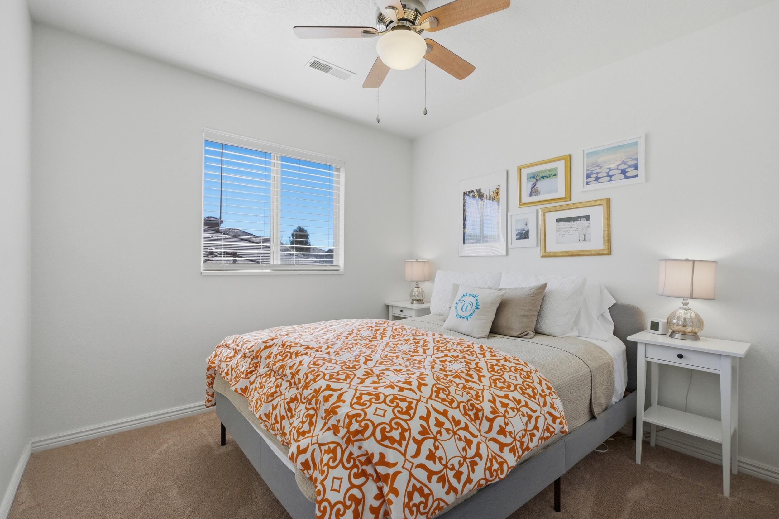 HIDDEN VALLEY TOWN HOMES - Residential