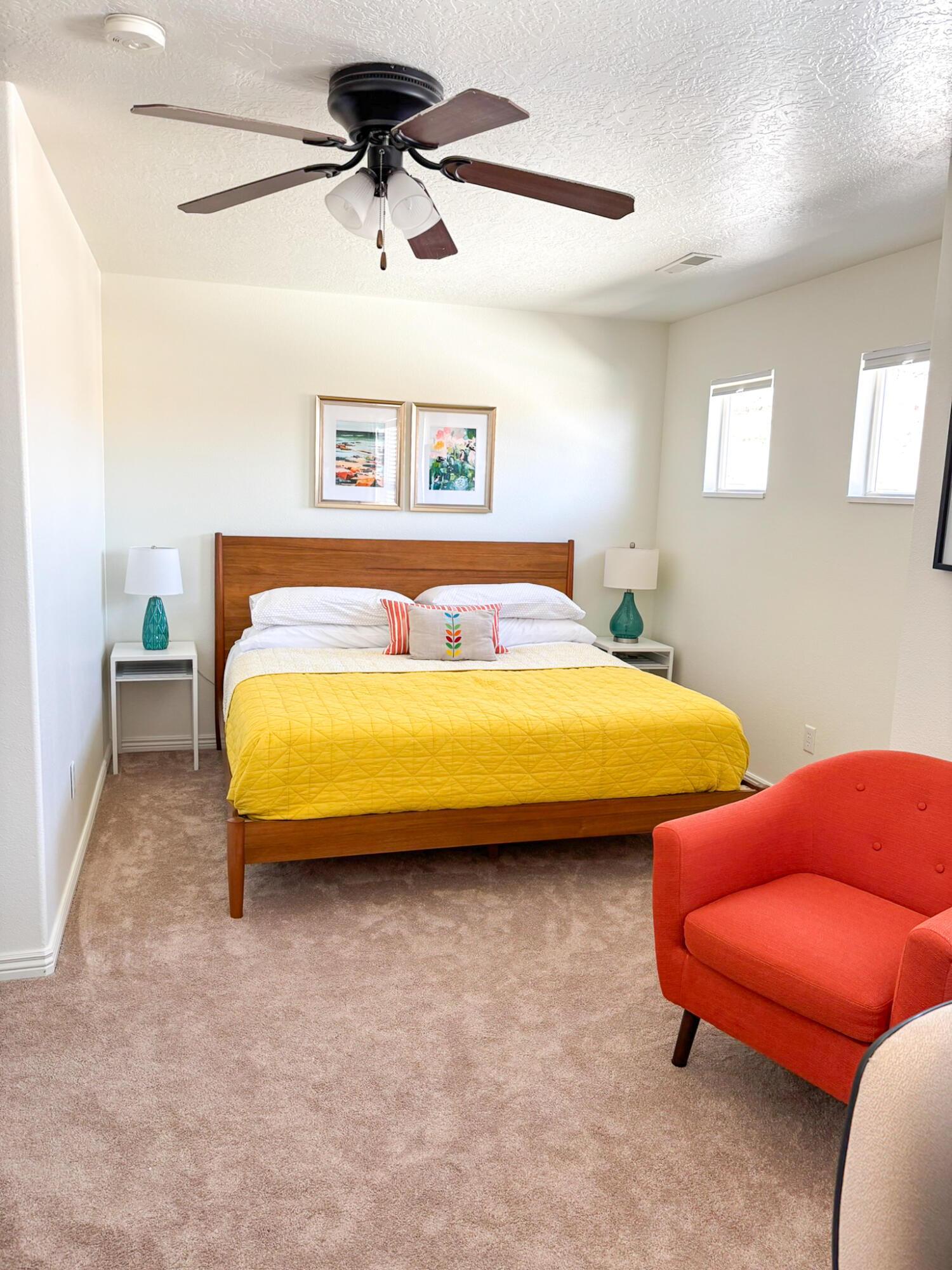 HIDDEN VALLEY TOWN HOMES - Residential