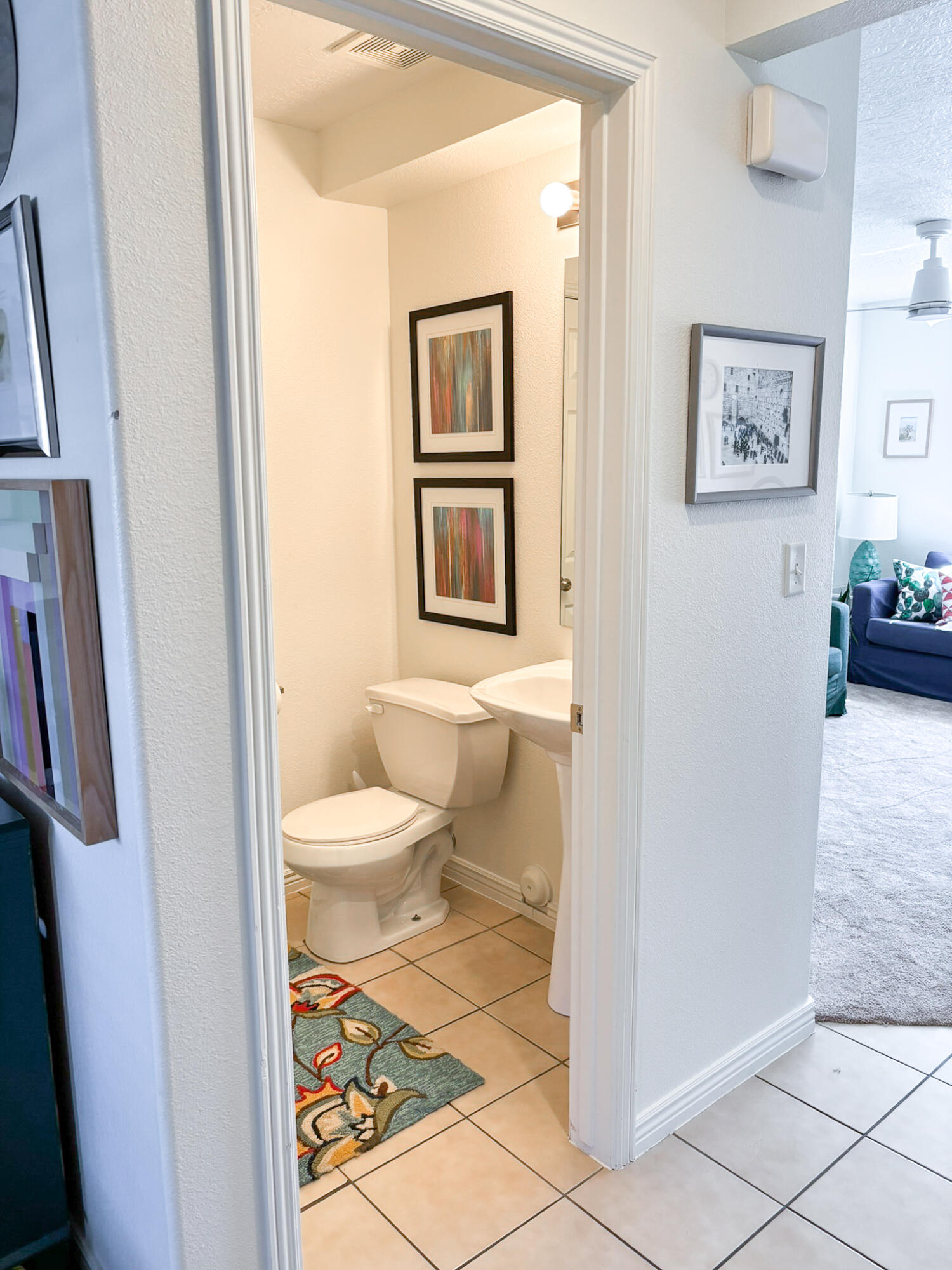 HIDDEN VALLEY TOWN HOMES - Residential