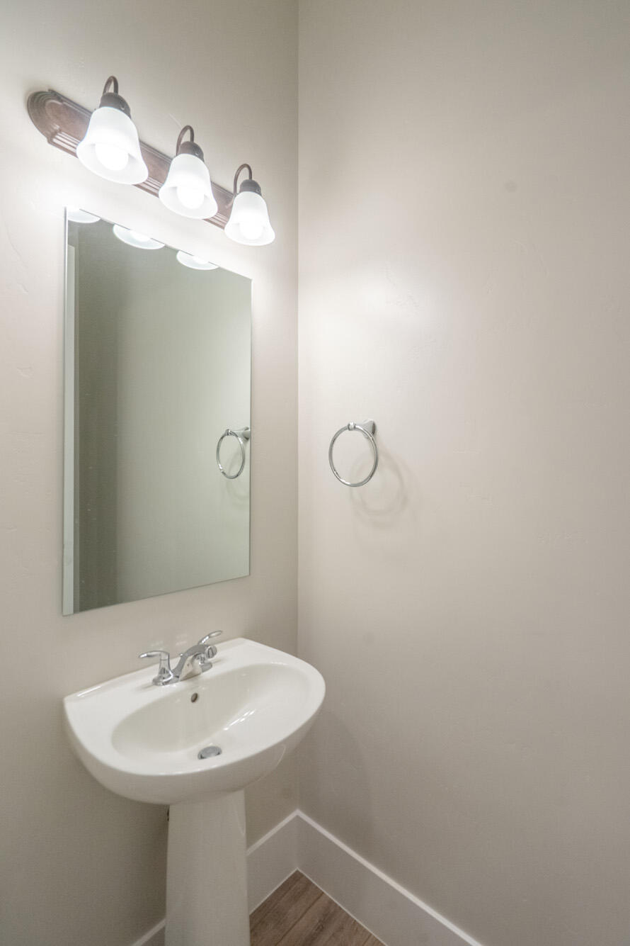 AUBURN HILLS - Residential