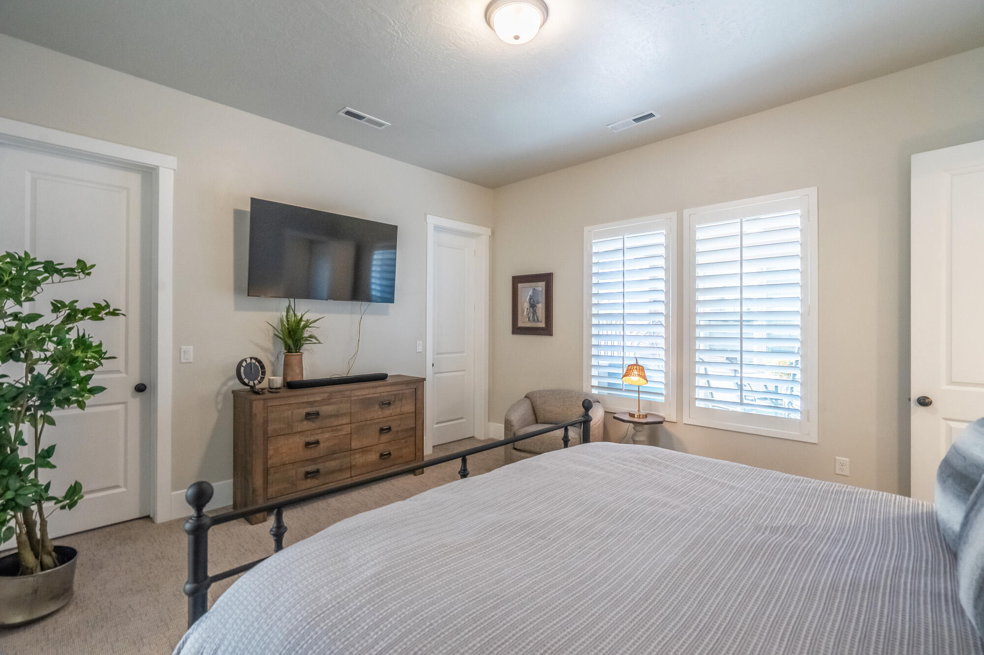 AUBURN HILLS - Residential