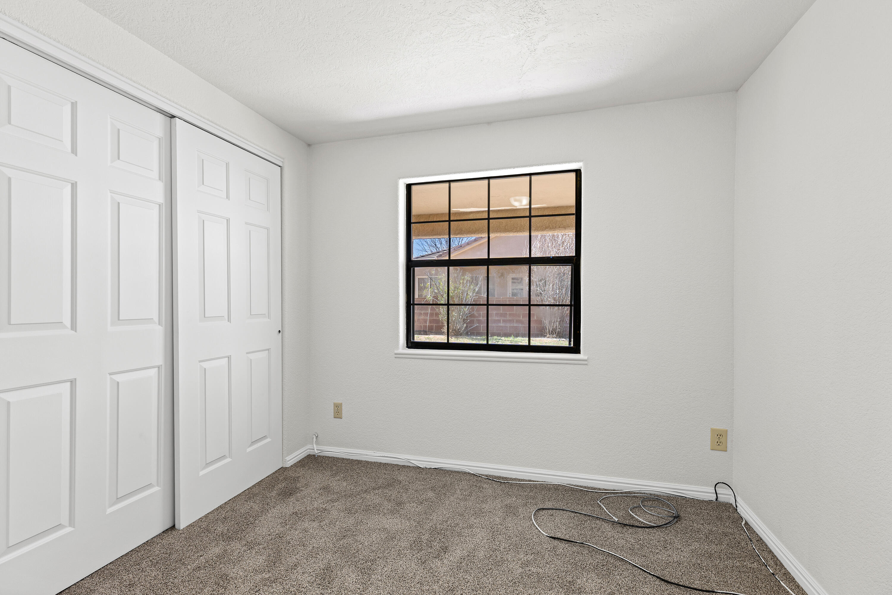 BLOOMINGTON HILLS - Residential