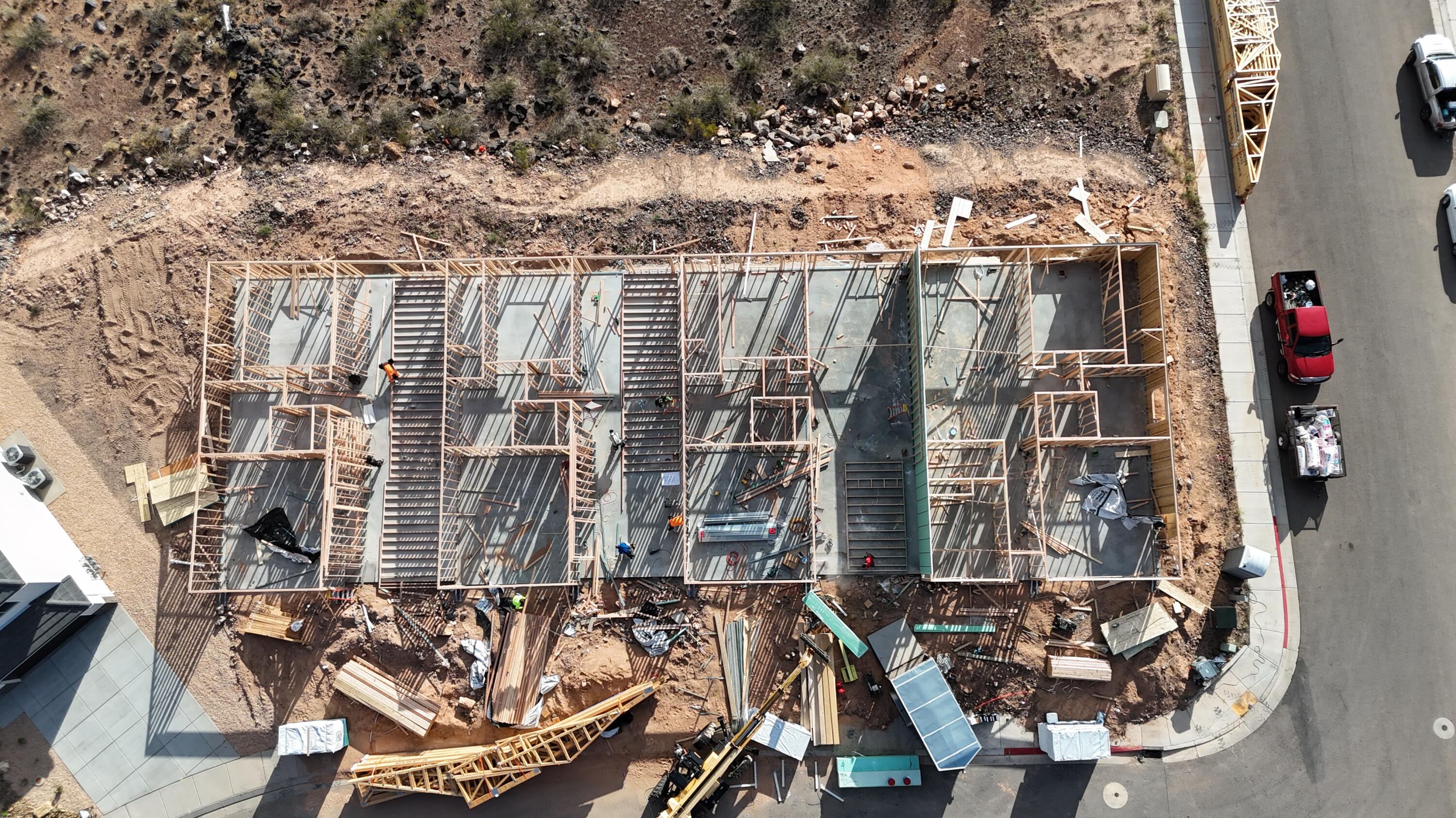 HURRICANE VIEWS - Residential Income