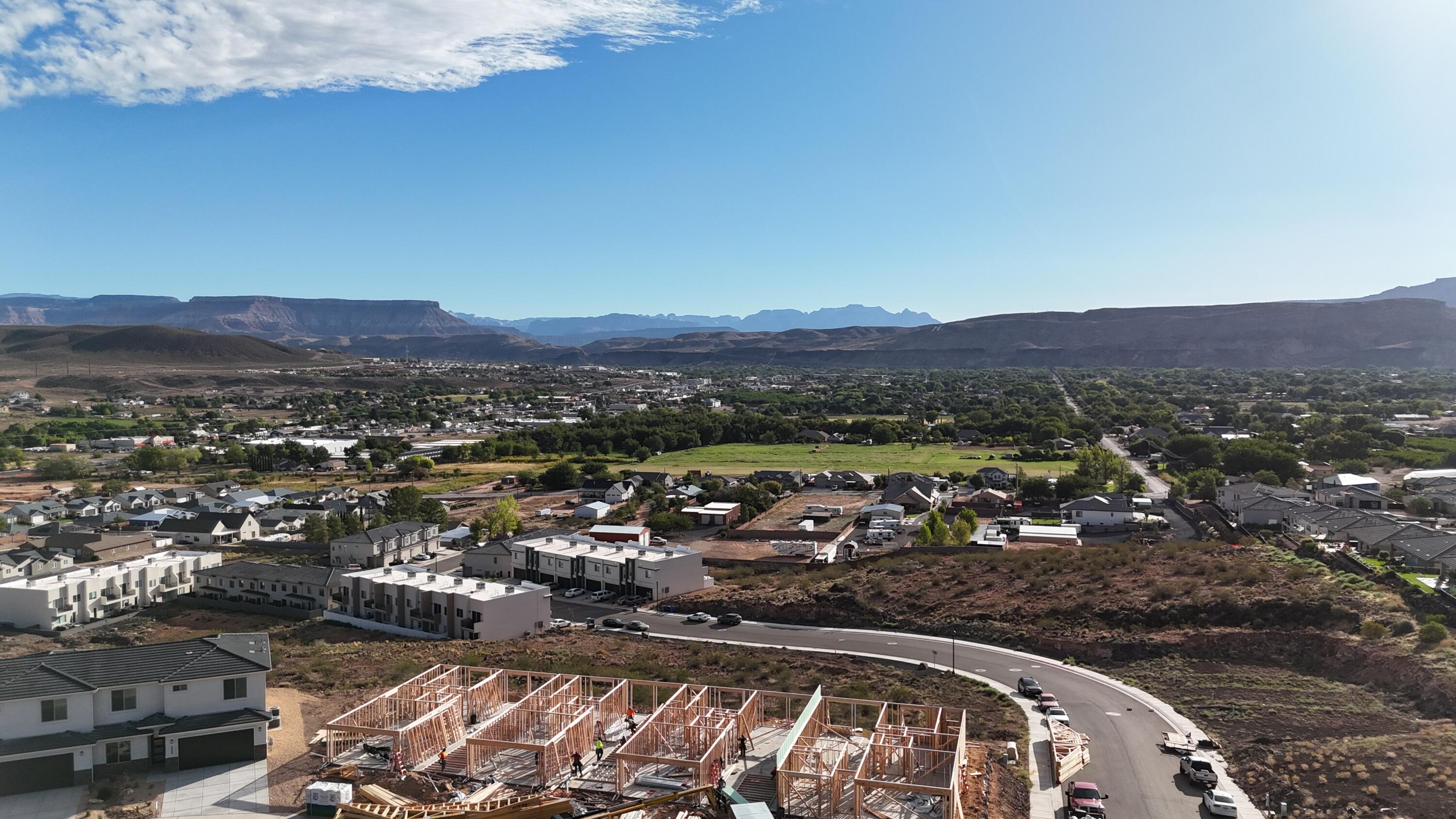 HURRICANE VIEWS - Residential Income