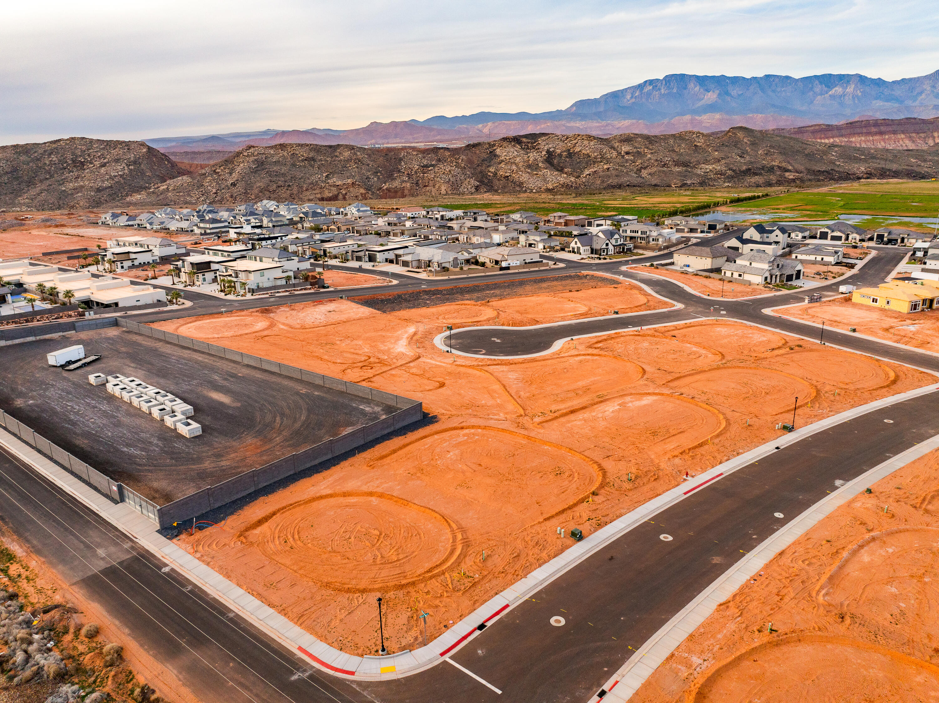 SAND HOLLOW VILLAGE - Land