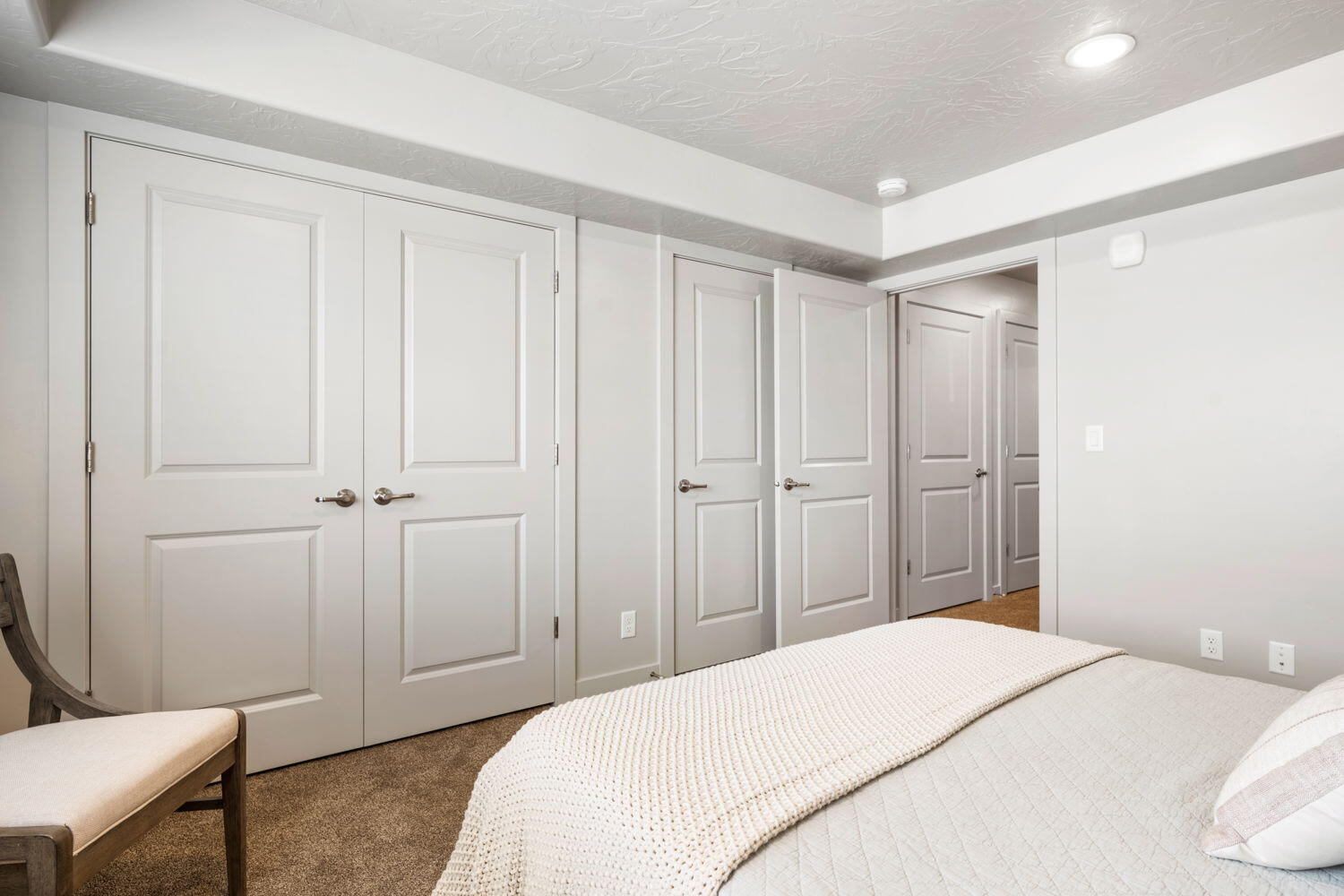 LONE ROCK CONDO'S - Residential