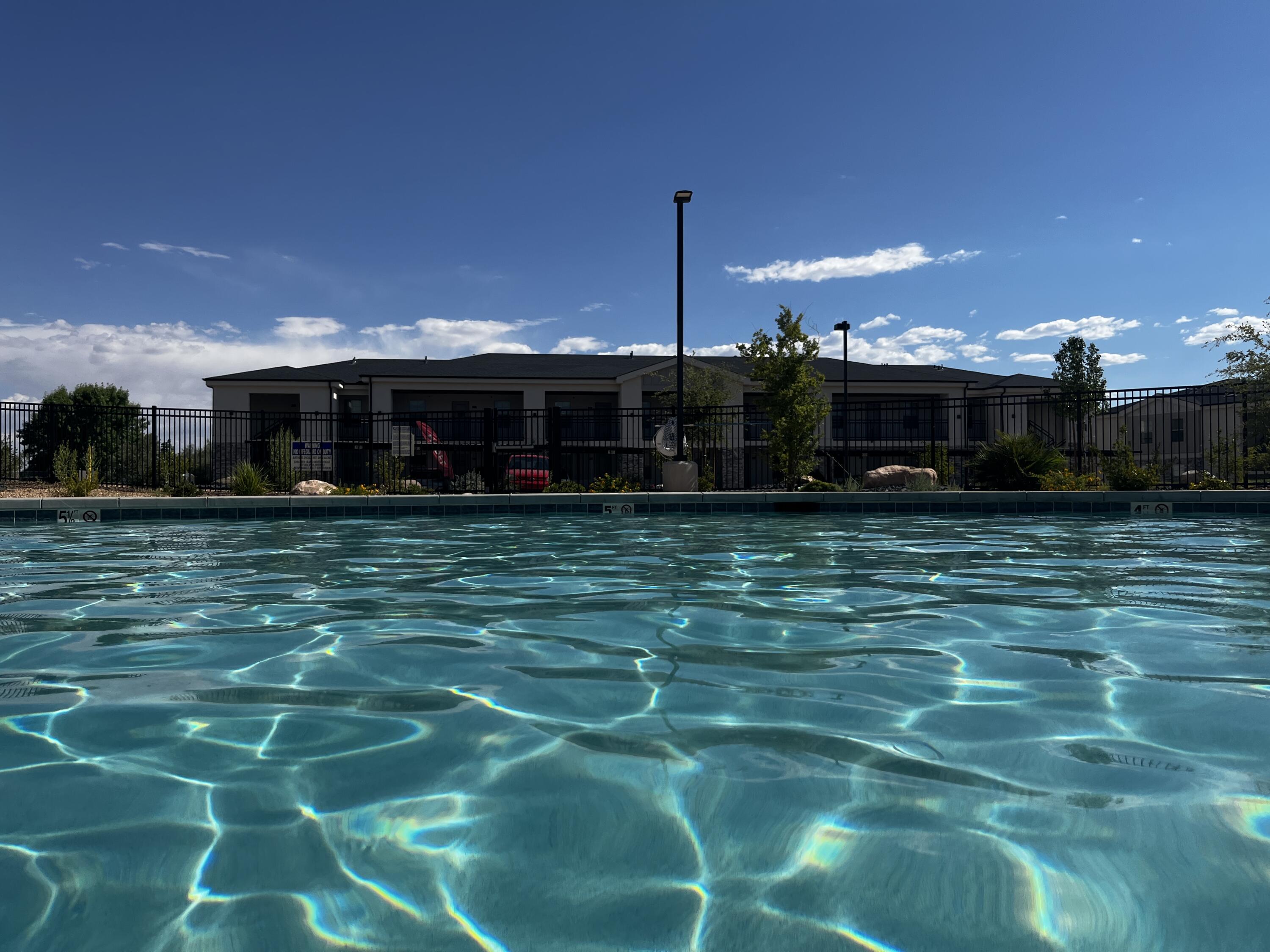 LONE ROCK CONDO'S - Residential