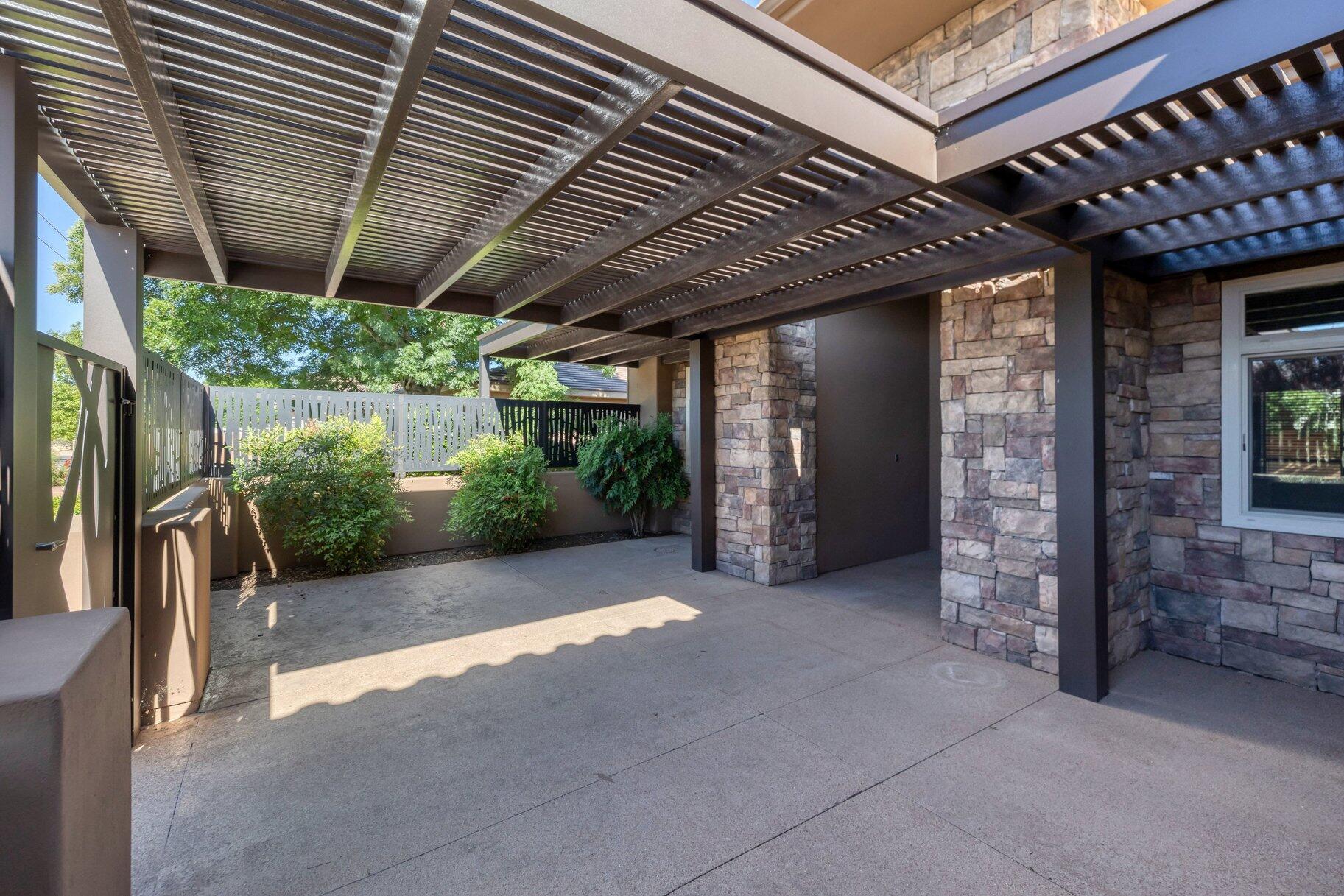 HERITAGE FIELDS - Residential