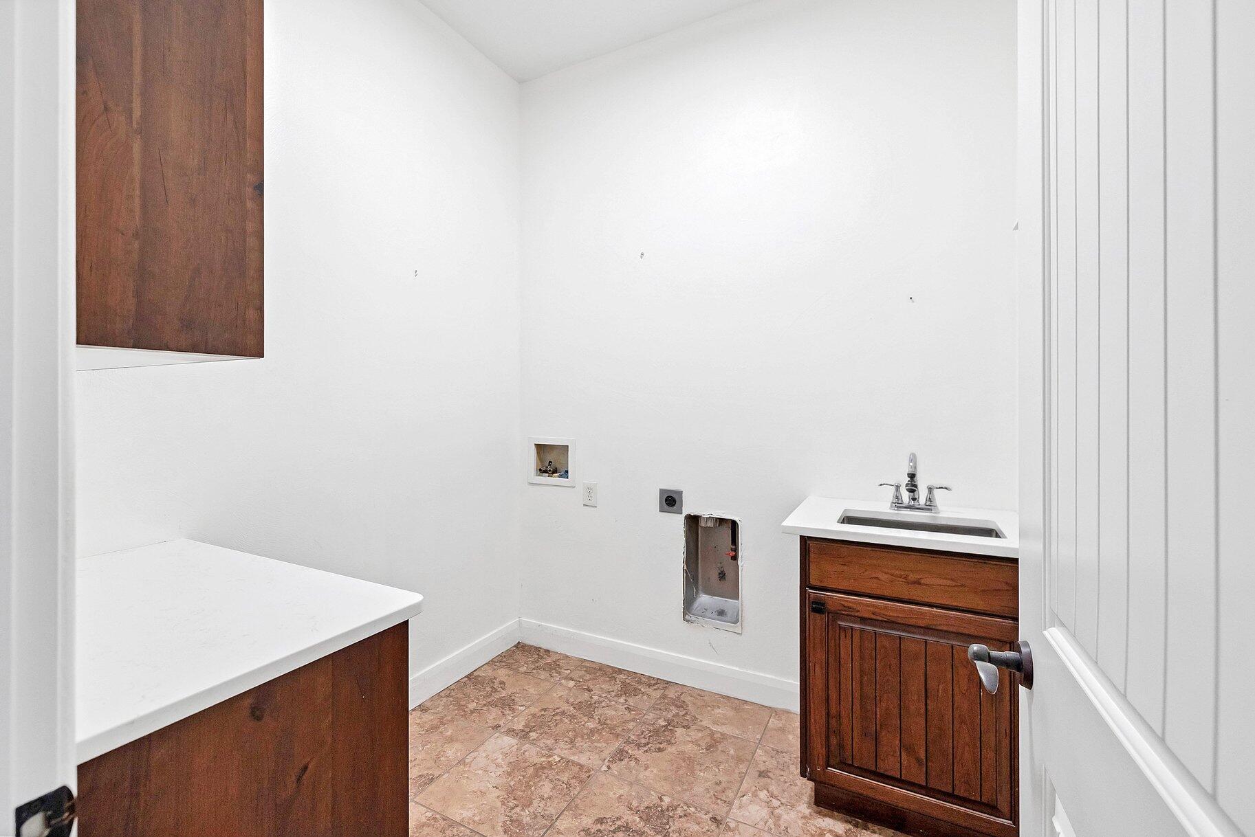 HERITAGE FIELDS - Residential