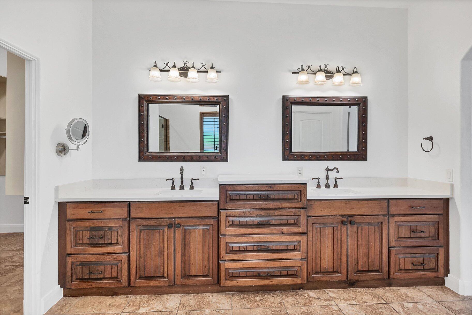 HERITAGE FIELDS - Residential