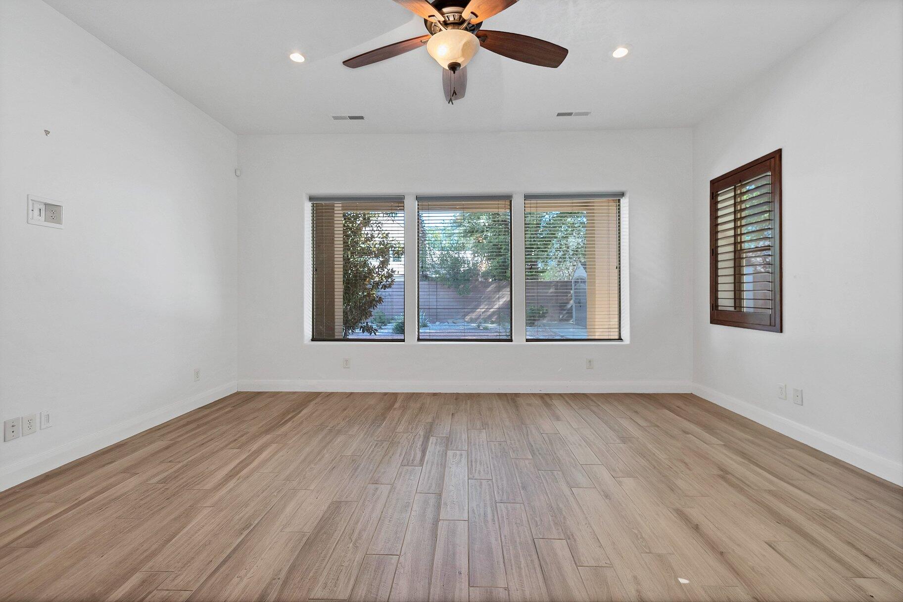 HERITAGE FIELDS - Residential