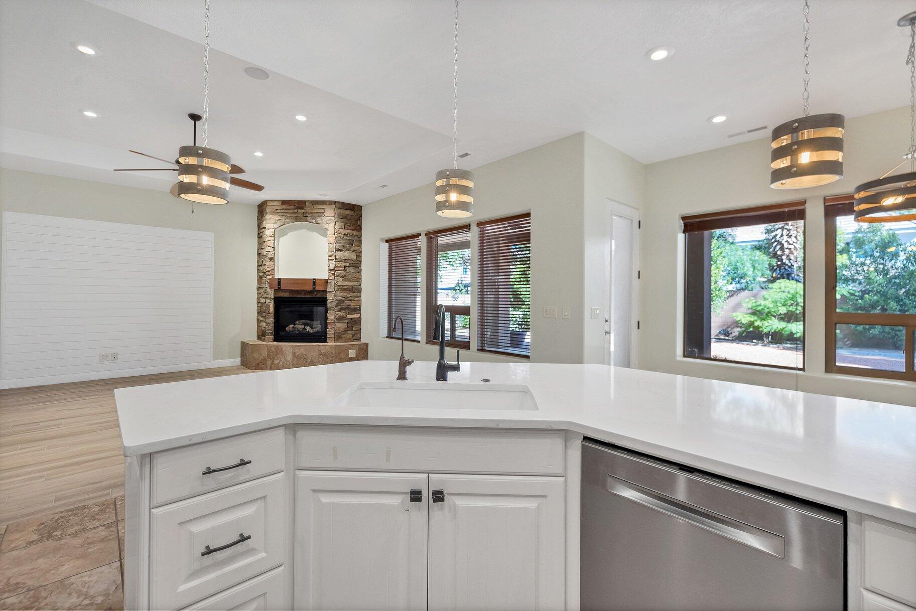 HERITAGE FIELDS - Residential