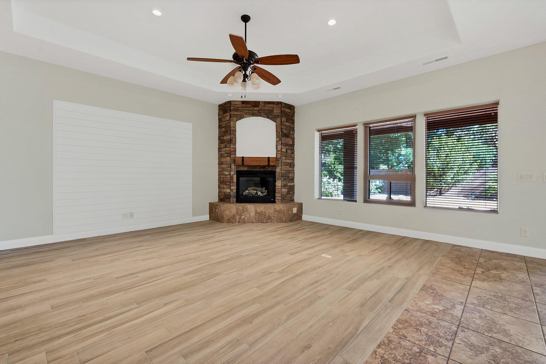 HERITAGE FIELDS - Residential