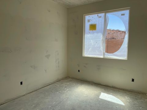 Tiny photo for 1628 W 470 N, Hurricane, UT 84737 (MLS # 26-271419)