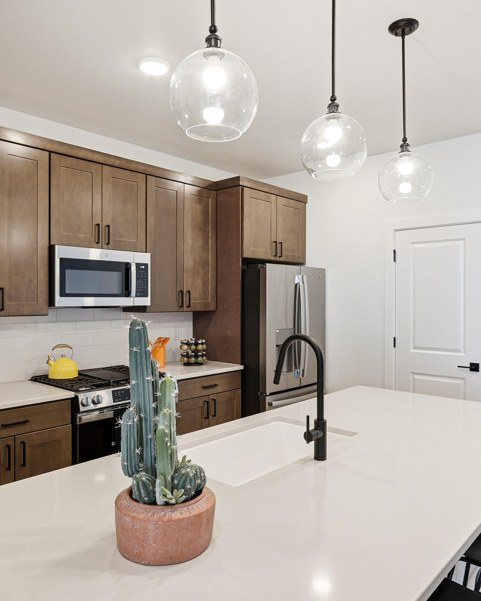 SKY VIEW ESTATES - Residential