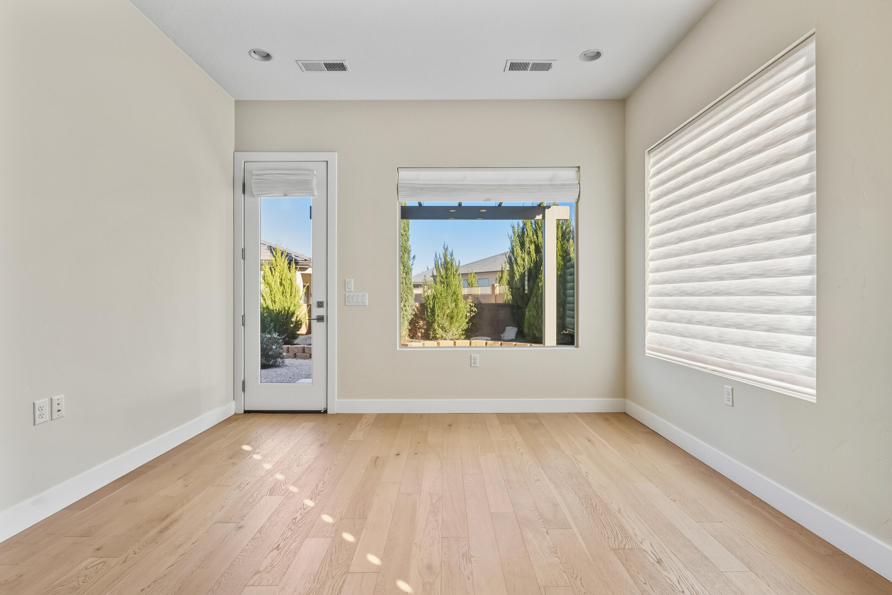 VILLAS AT SUN RIVER - Residential