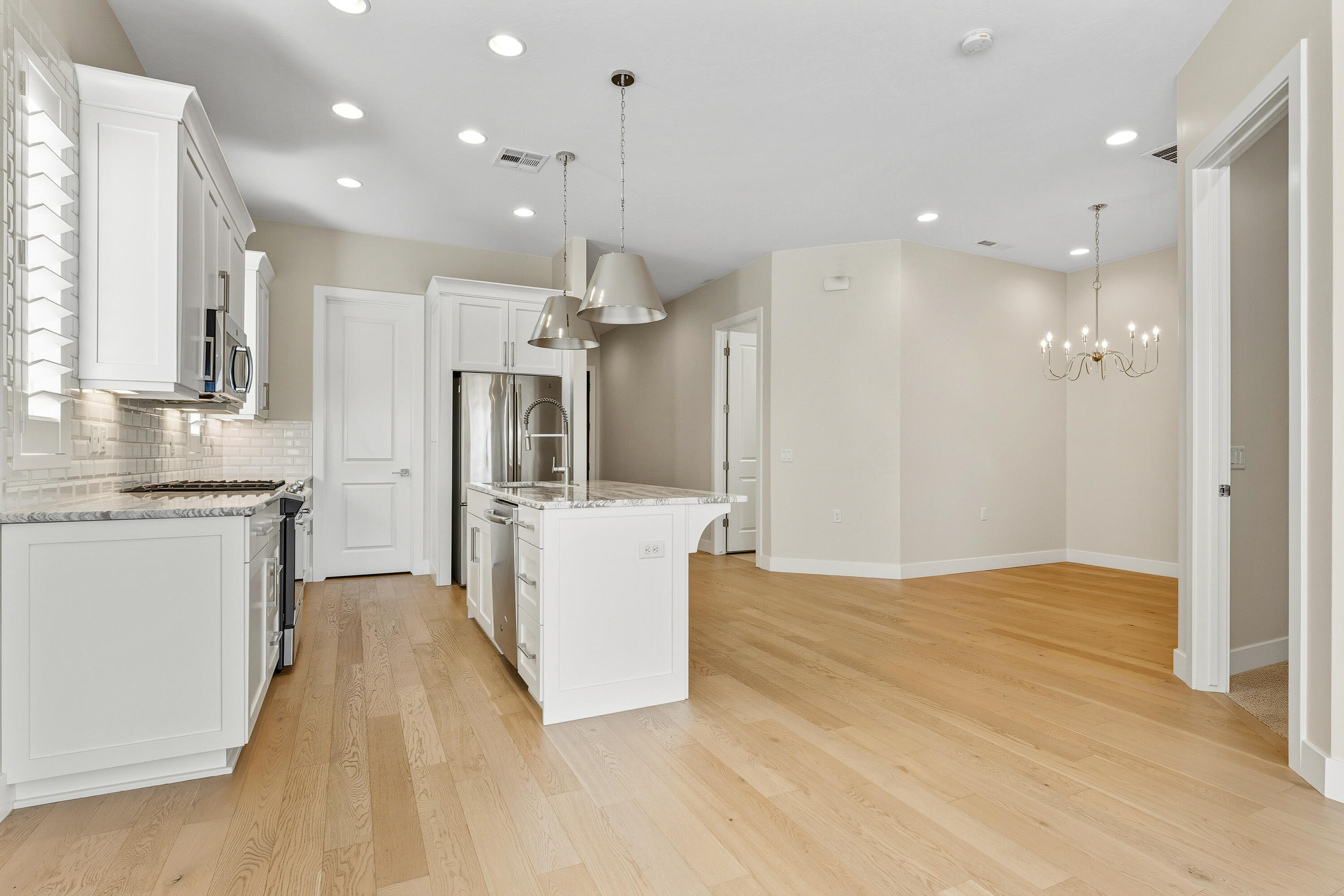 VILLAS AT SUN RIVER - Residential