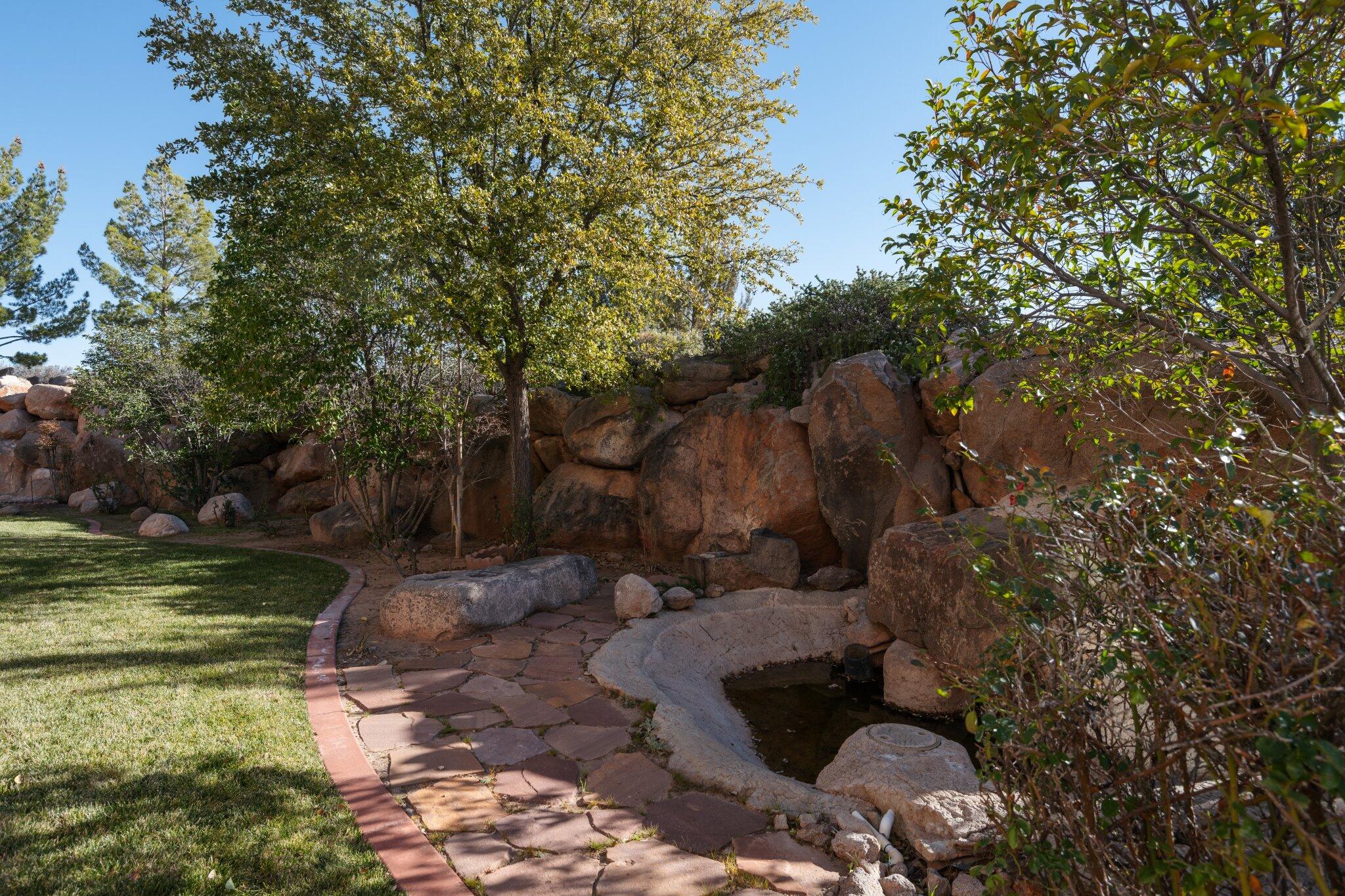 SILVER REEF HIGHLANDS - Residential