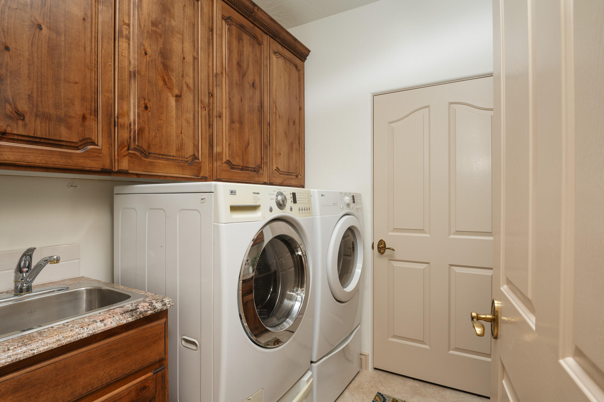 SILVER REEF HIGHLANDS - Residential