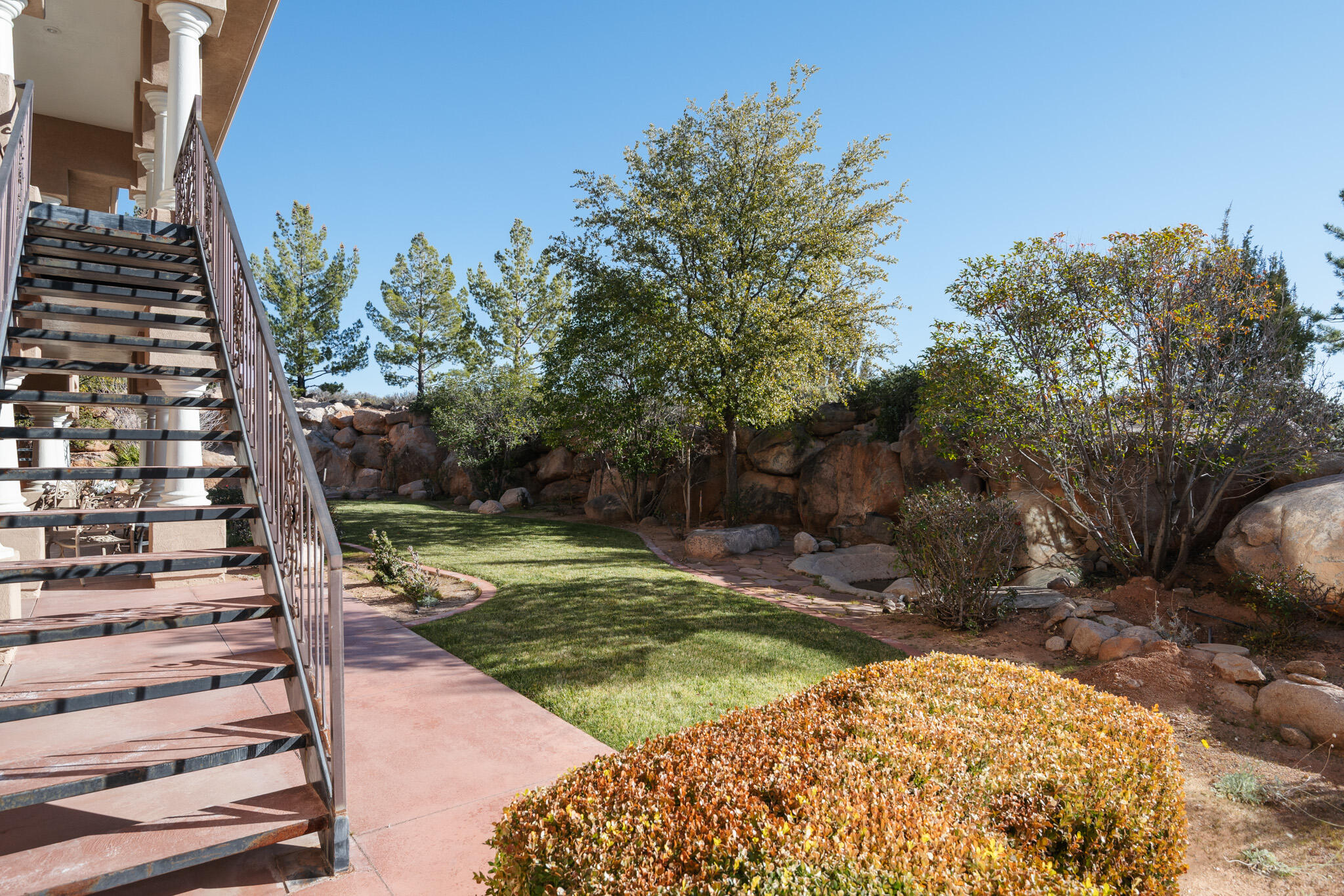 SILVER REEF HIGHLANDS - Residential