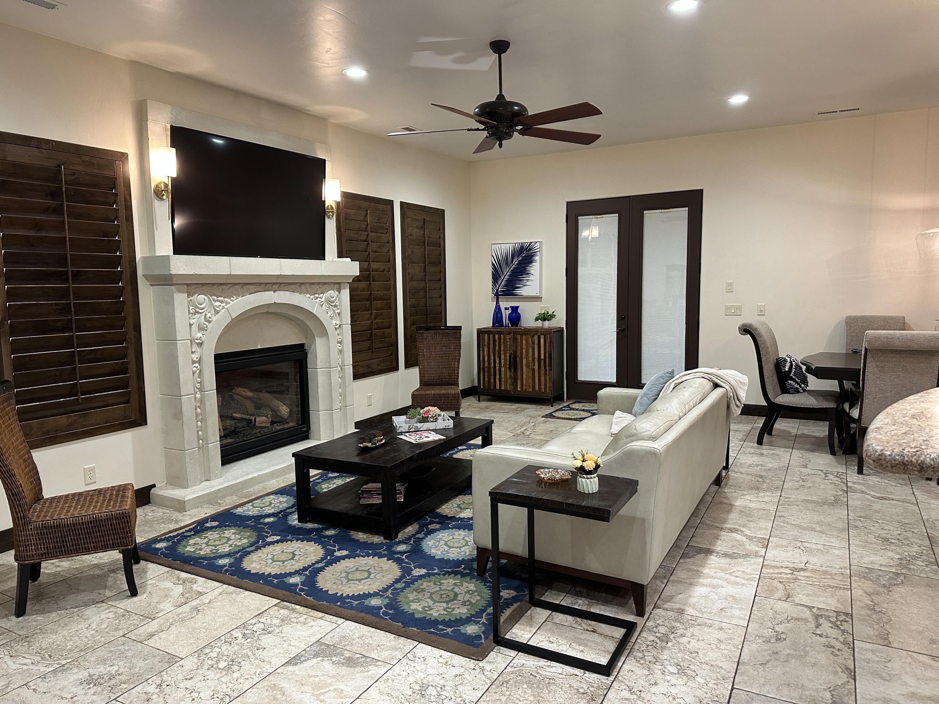 STONE VALLEY ESTATES - Residential