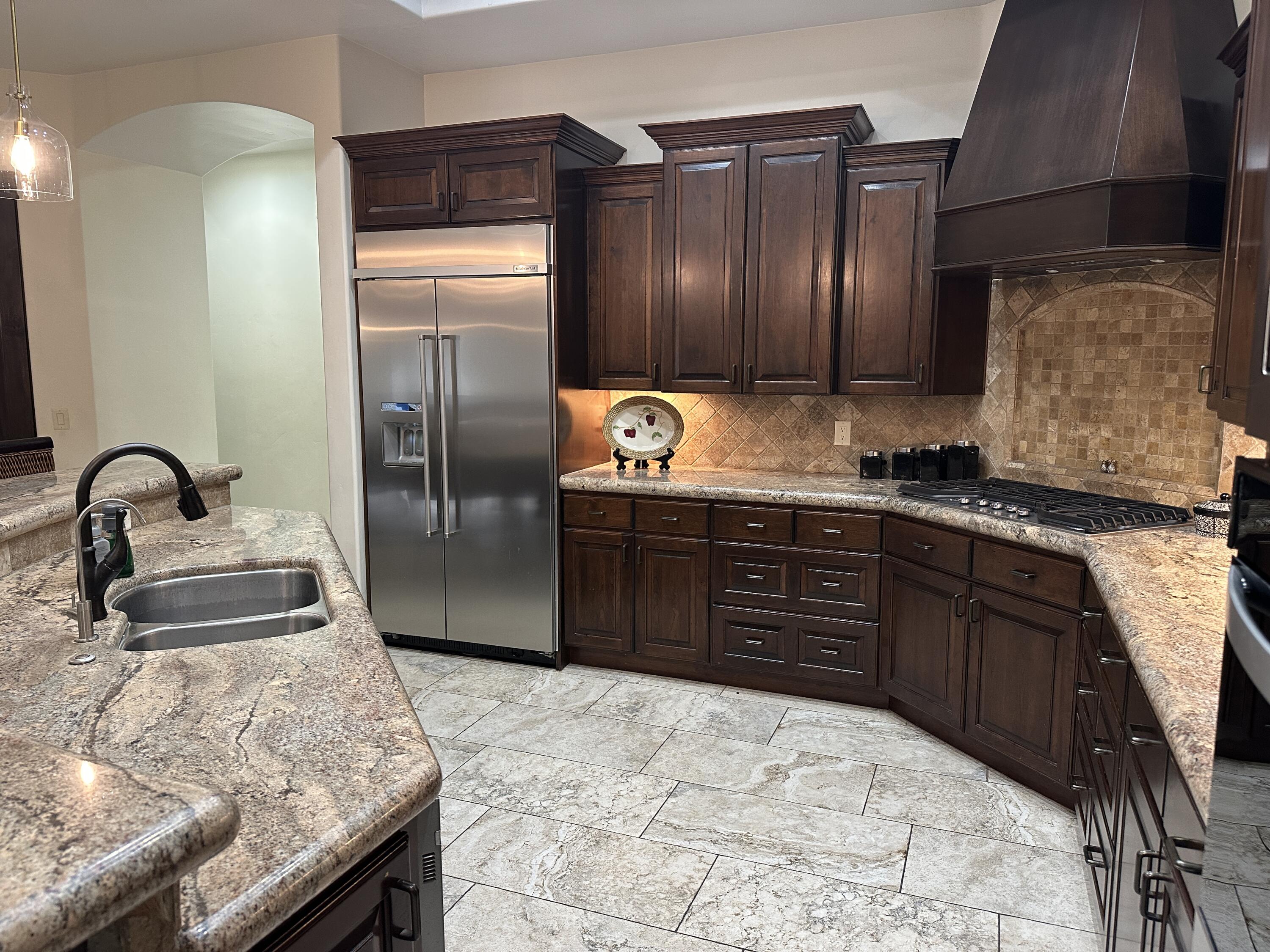 STONE VALLEY ESTATES - Residential