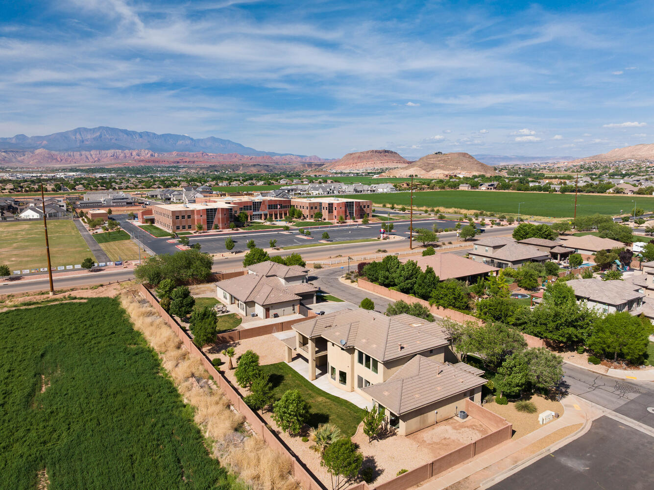 DAYBREAK PARK - Residential