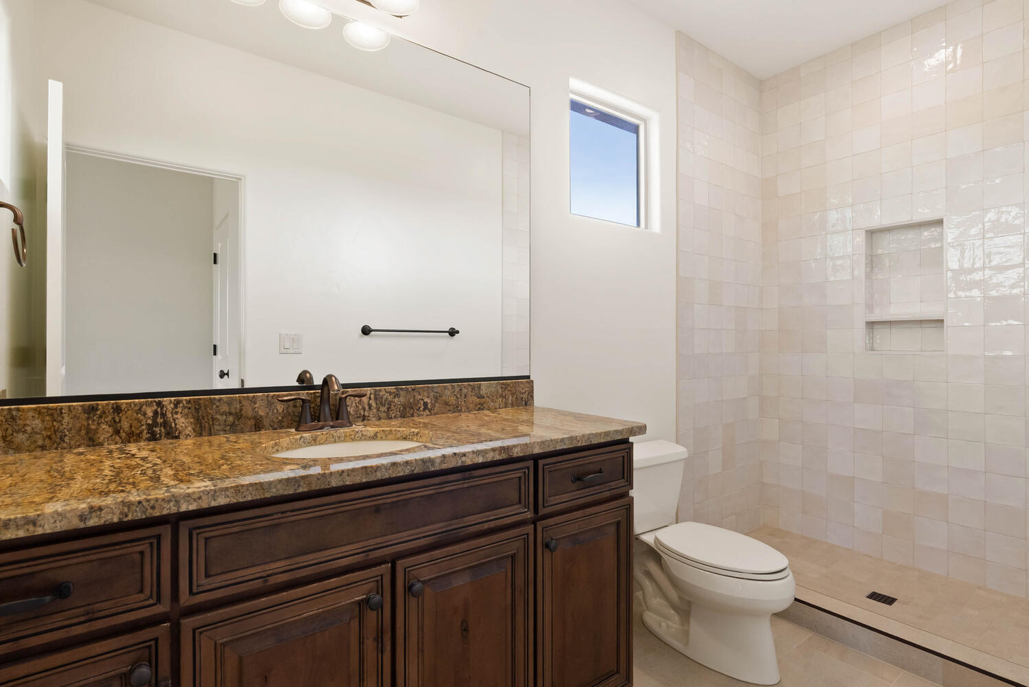 DAYBREAK PARK - Residential