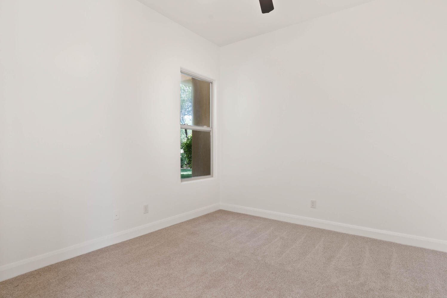 DAYBREAK PARK - Residential