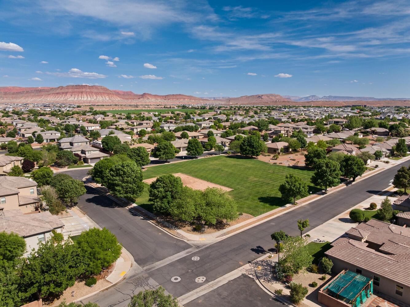 DAYBREAK PARK - Residential