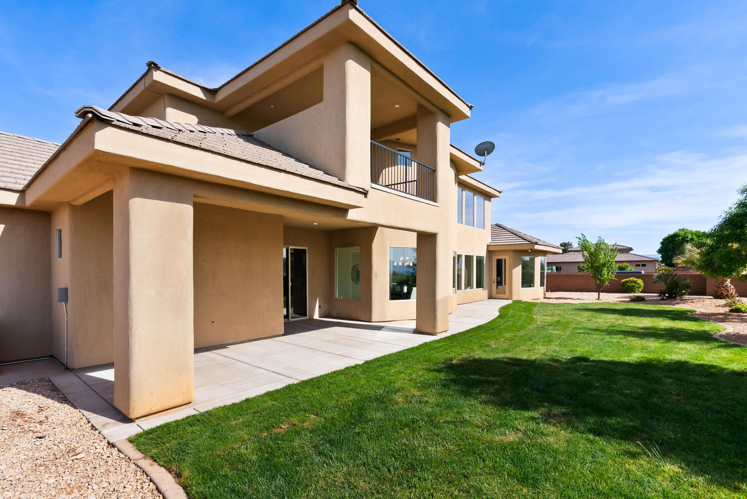 DAYBREAK PARK - Residential