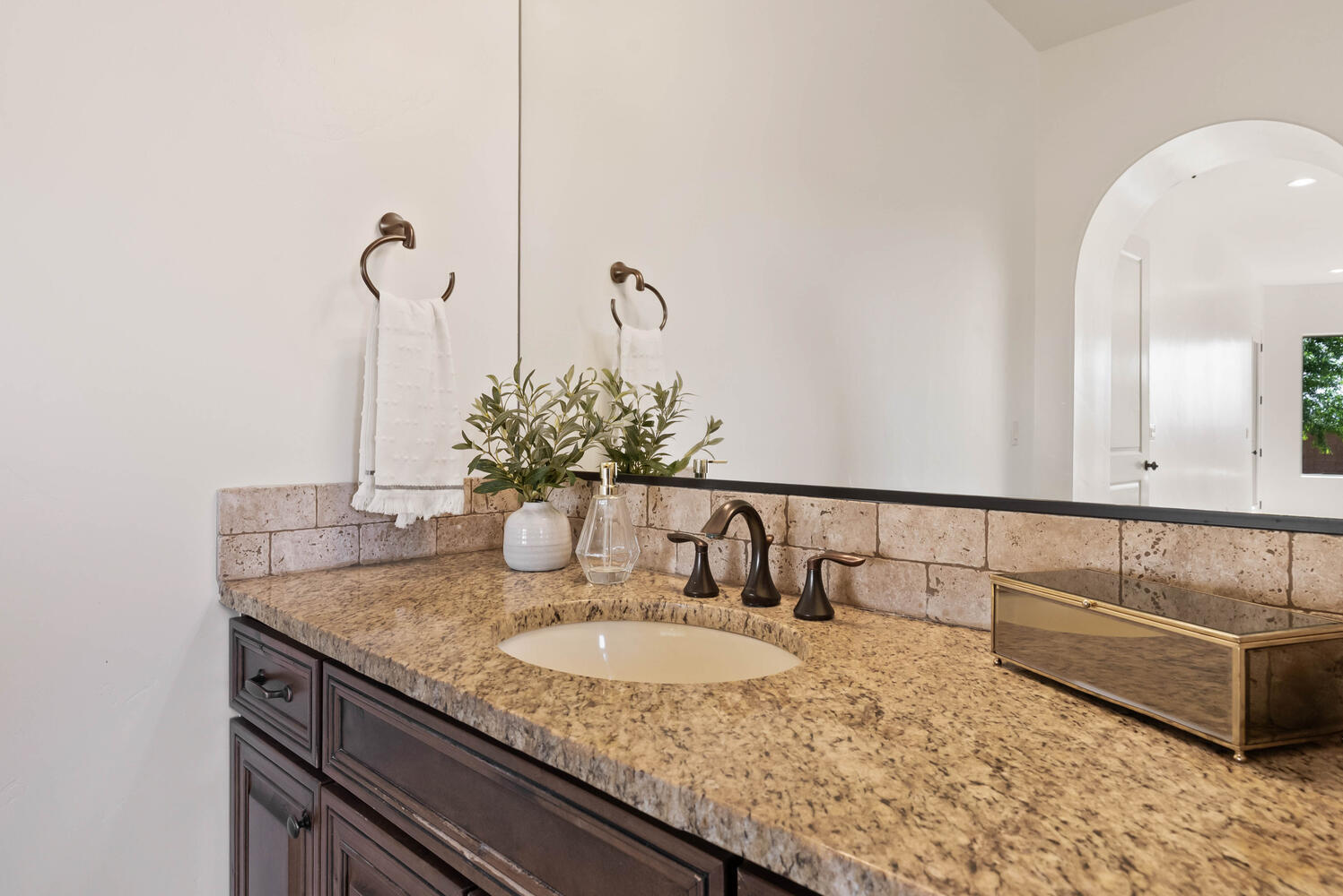 DAYBREAK PARK - Residential