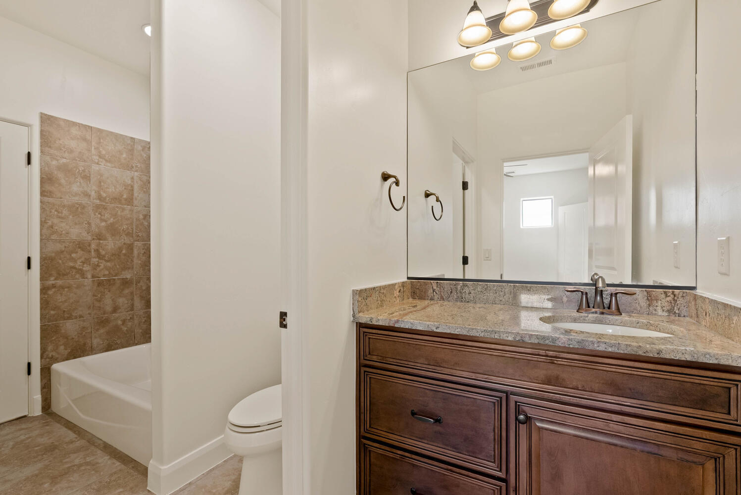 DAYBREAK PARK - Residential