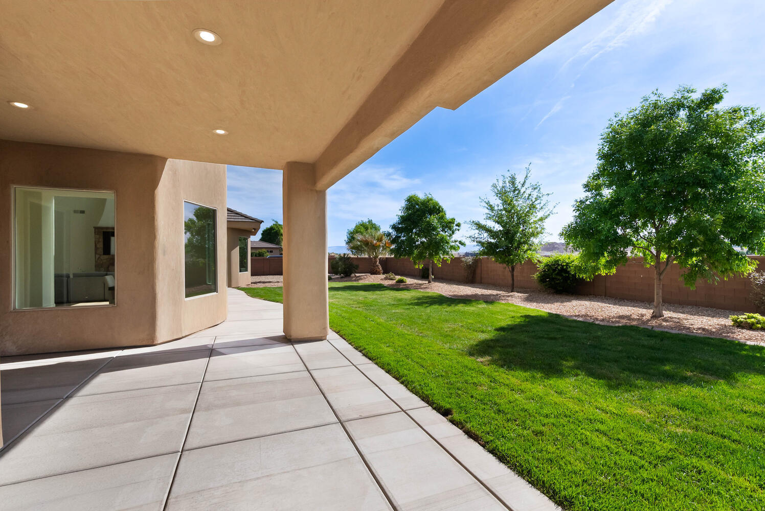 DAYBREAK PARK - Residential