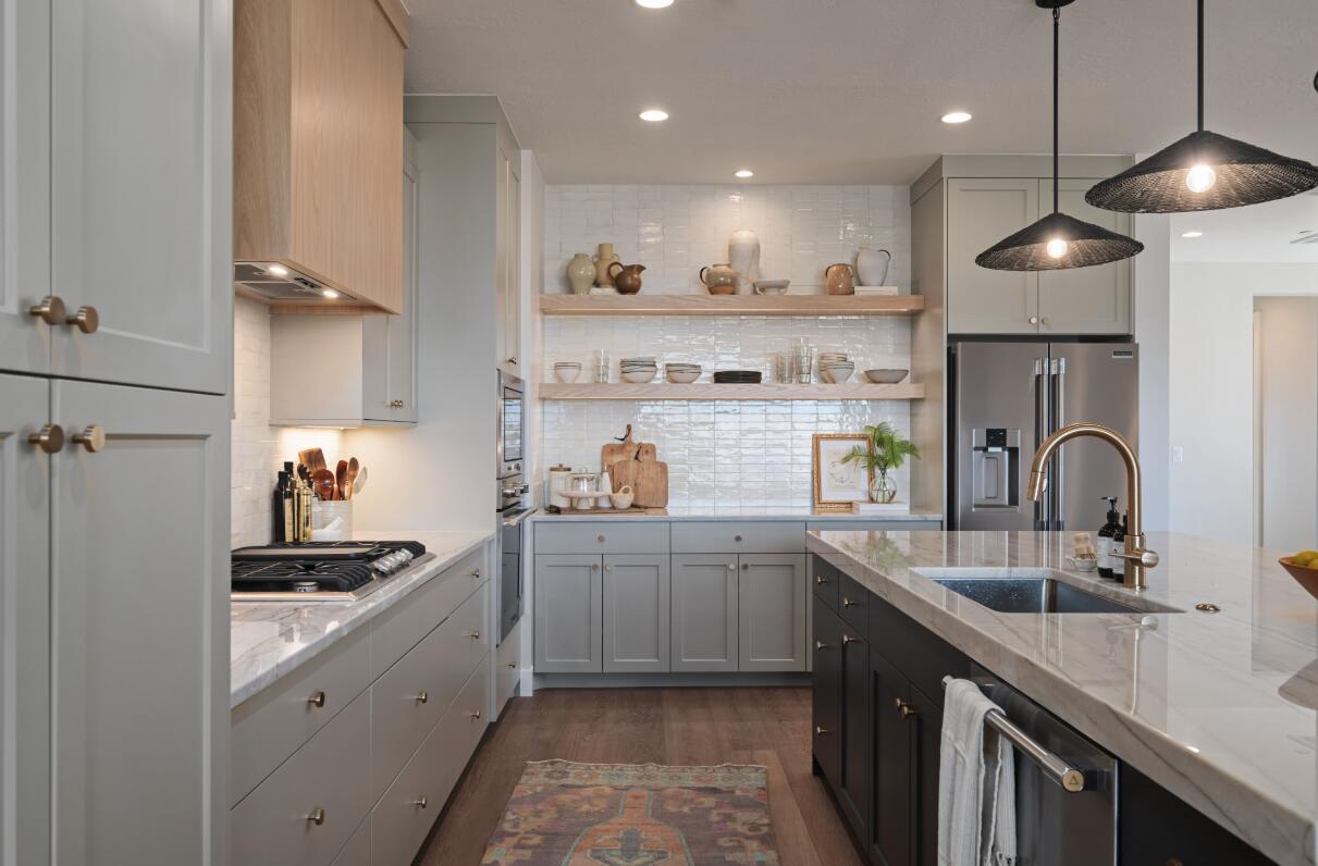 ISLAND AT CORAL CANYON - Residential