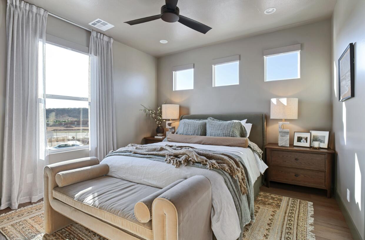 ISLAND AT CORAL CANYON - Residential