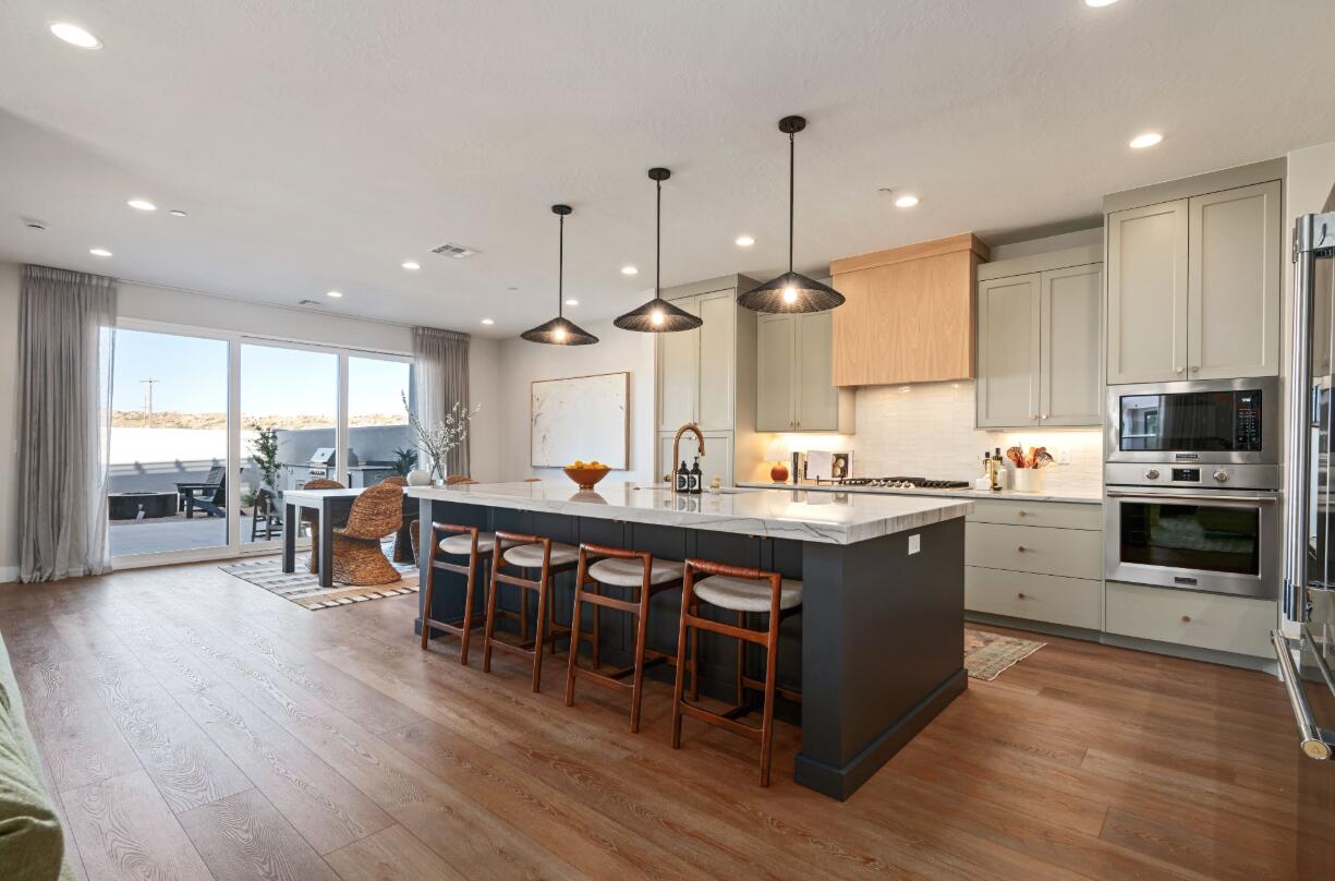 ISLAND AT CORAL CANYON - Residential