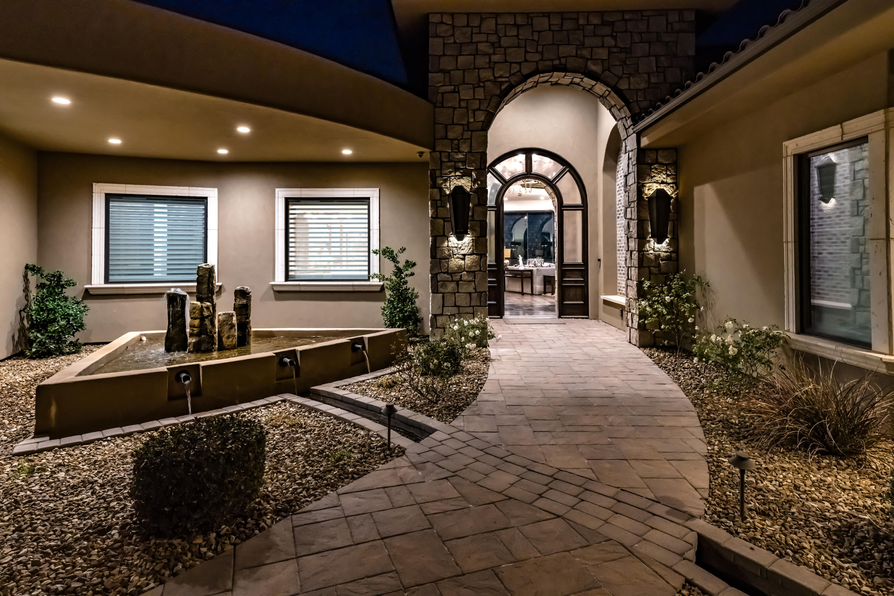 St George, Utah 84790, United States, 4 Bedrooms Bedrooms, ,5 BathroomsBathrooms,Residential,Active,2699