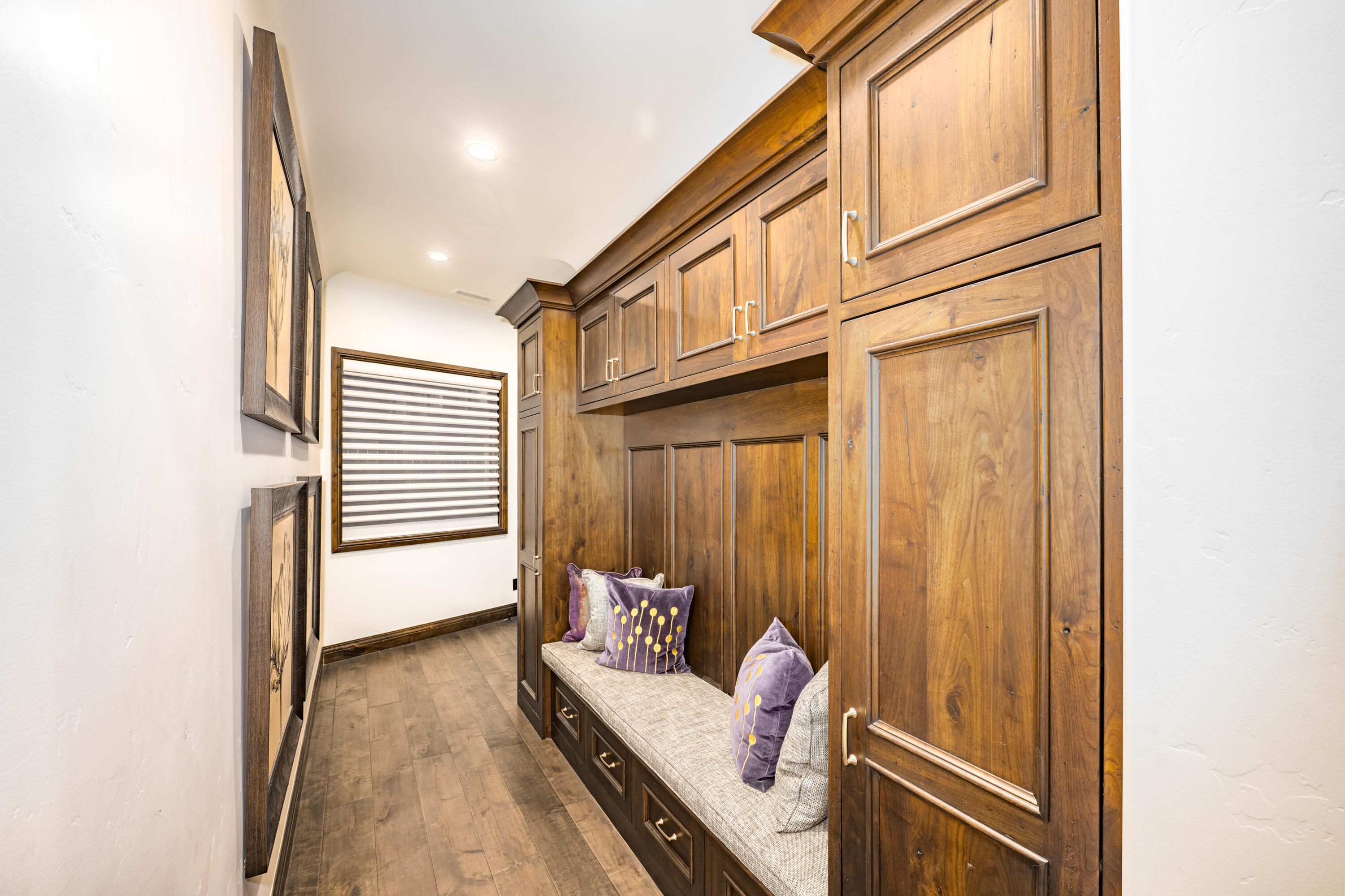 St George, Utah 84790, United States, 4 Bedrooms Bedrooms, ,5 BathroomsBathrooms,Residential,Active,2699