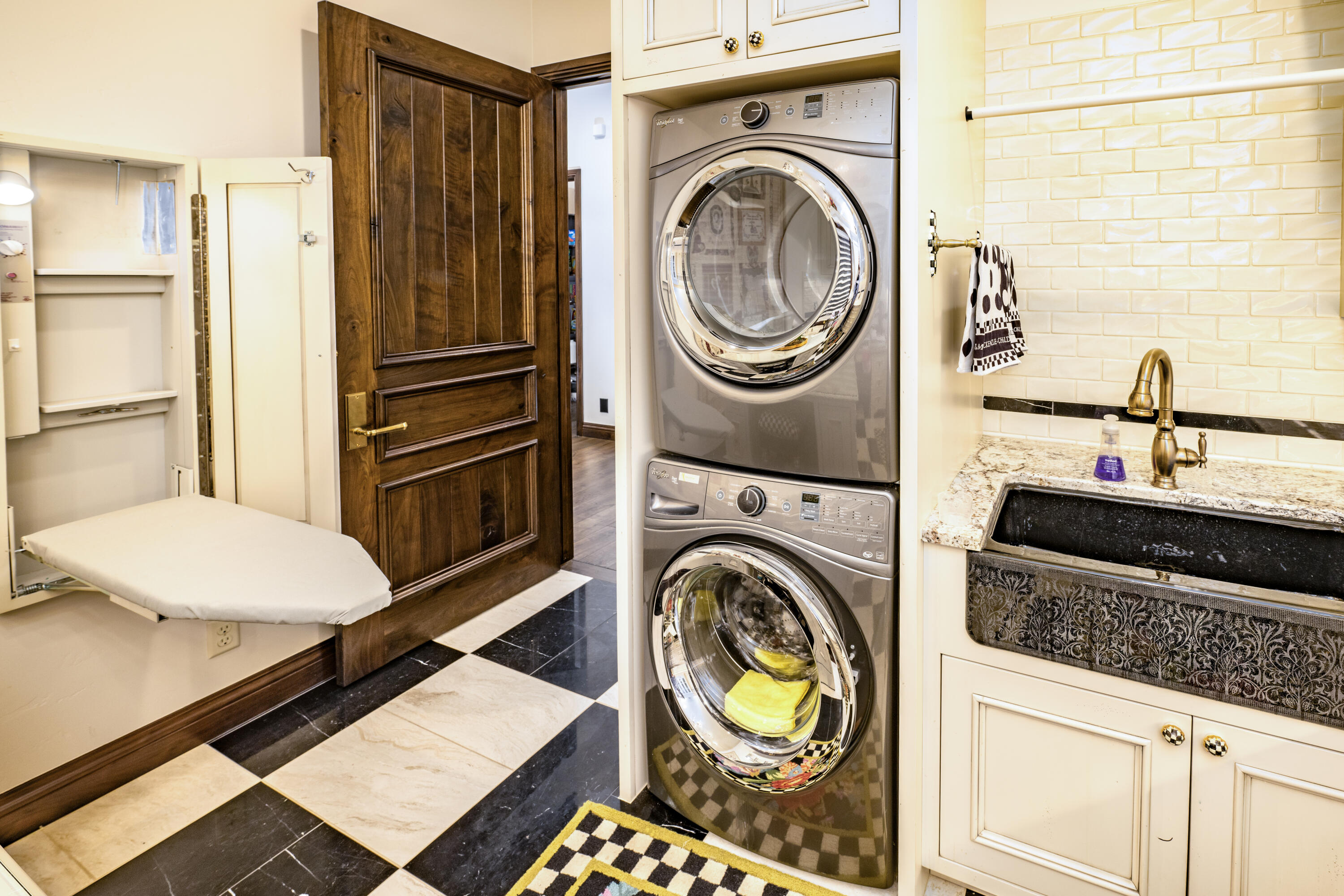 St George, Utah 84790, United States, 4 Bedrooms Bedrooms, ,5 BathroomsBathrooms,Residential,Active,2699