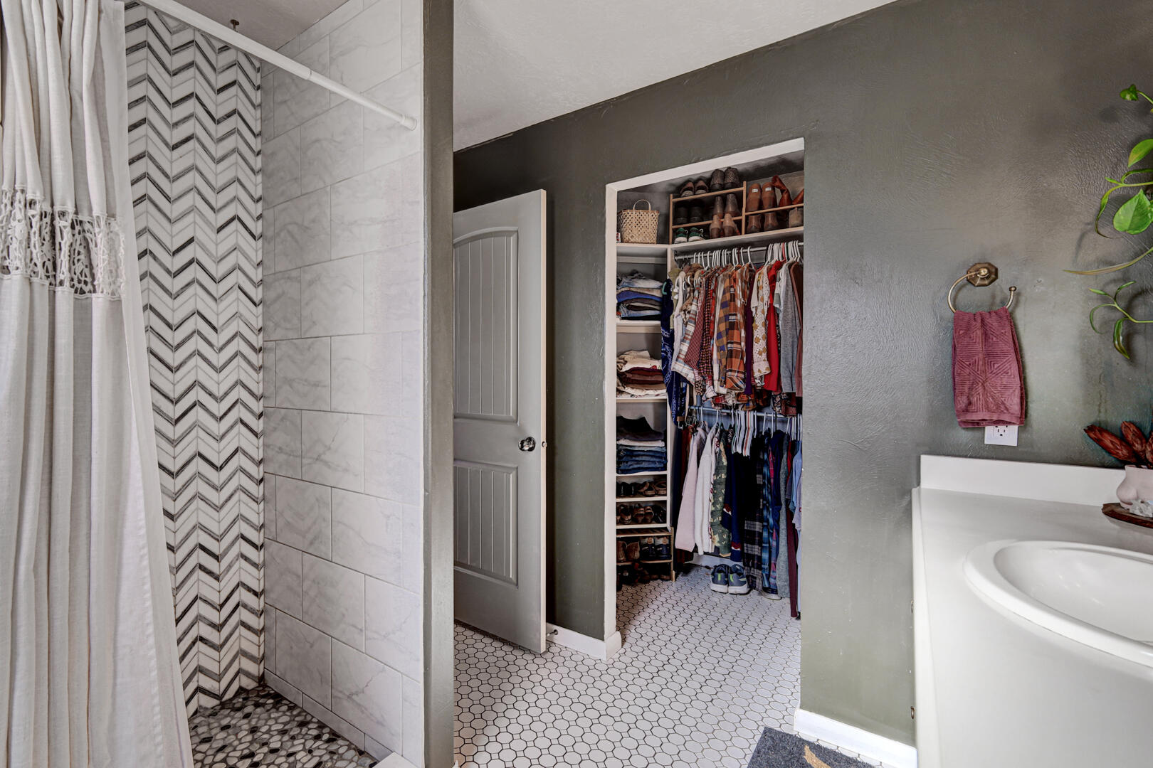 FIELDS - Residential