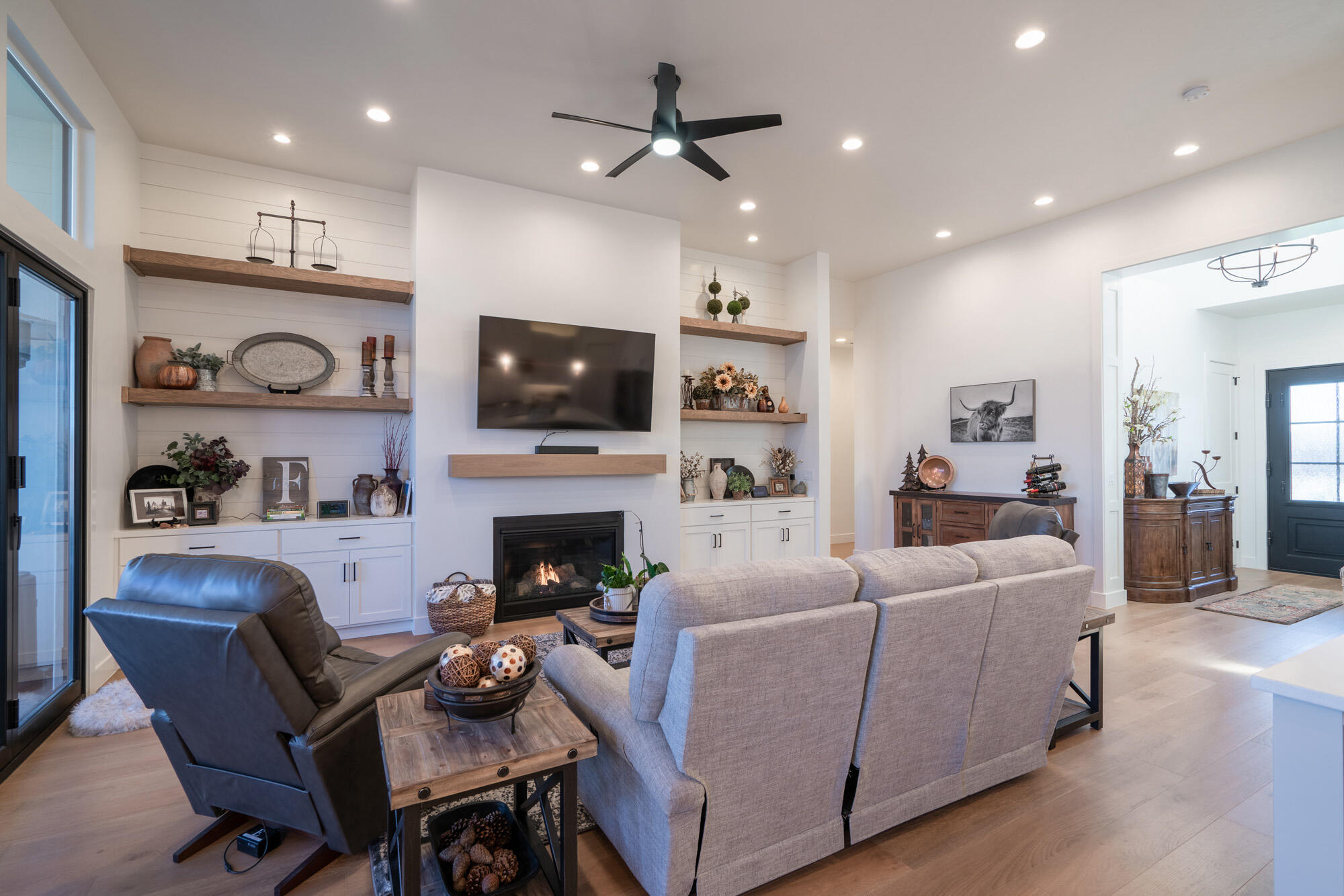 CRIMSON VISTAS - Residential