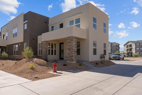 Photo of 523 W Olive, Saint George, UT 84790 (MLS # 25-266152) Photo of 523 W Olive, Saint George, UT 84790 (MLS # 25-266152)