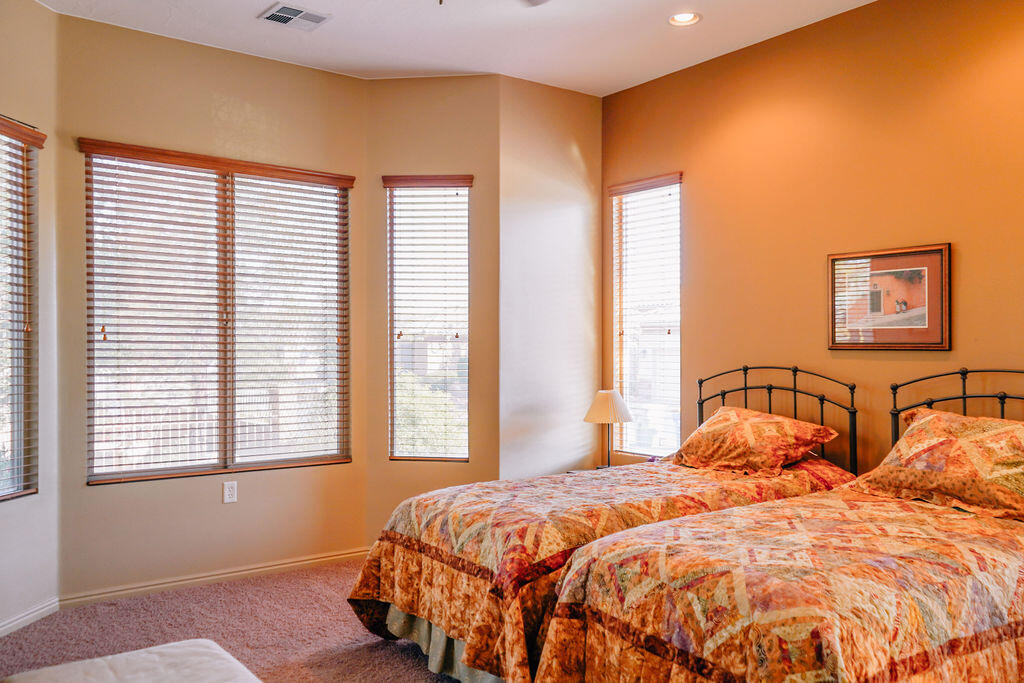 SUN RIVER - Residential