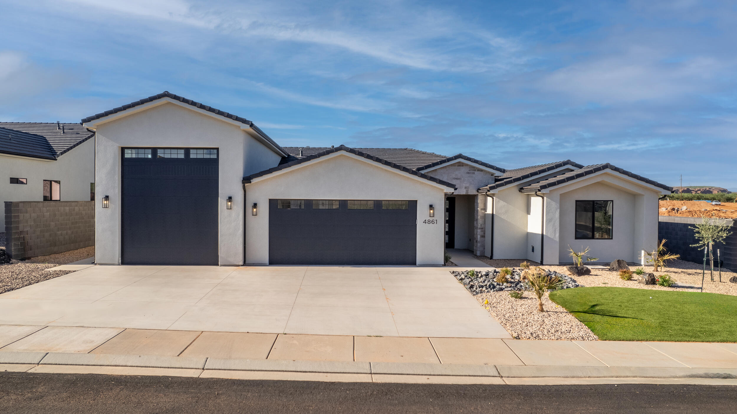 SAND HOLLOW VILLAGE - Residential