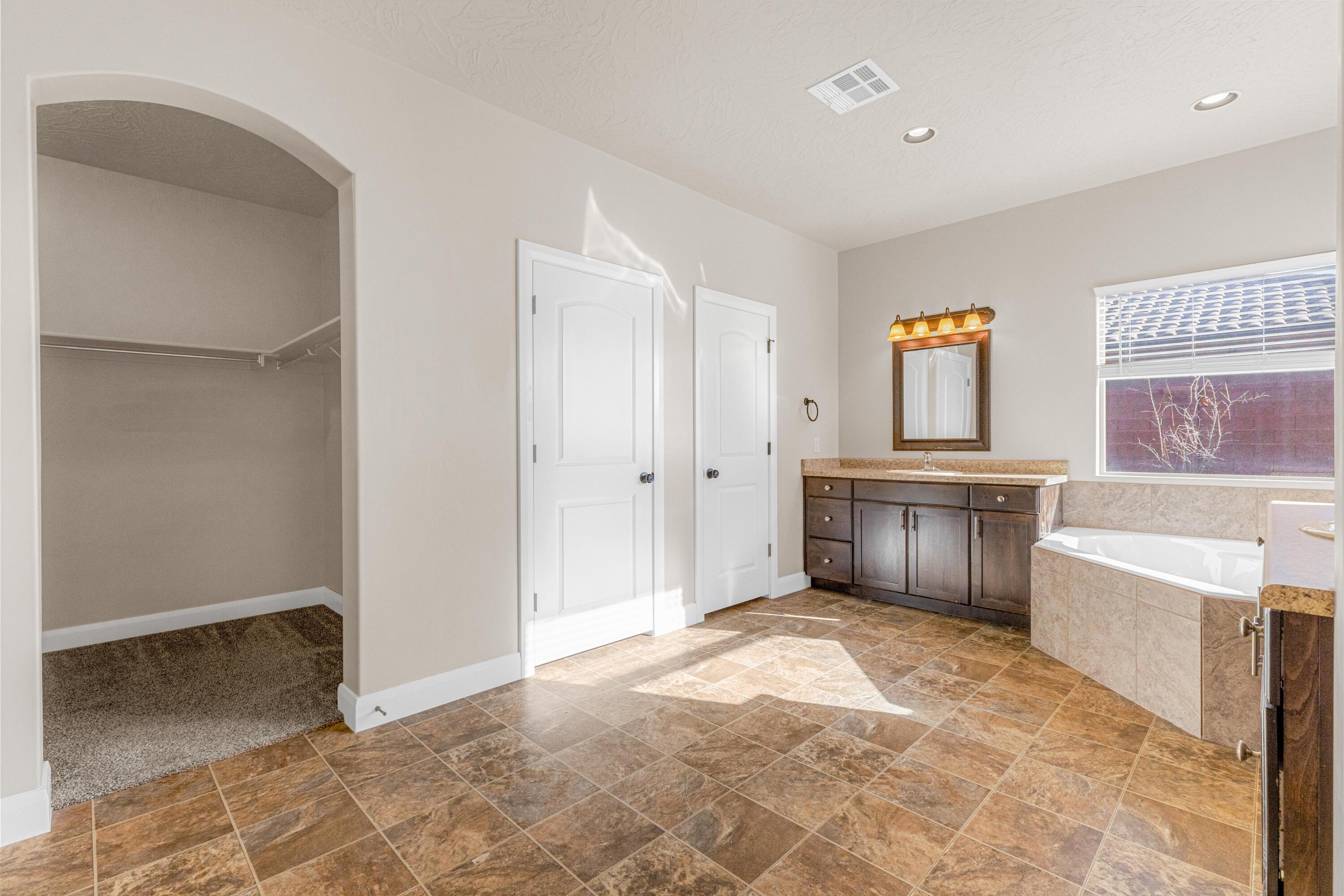 MULBERRY ESTATES - Residential