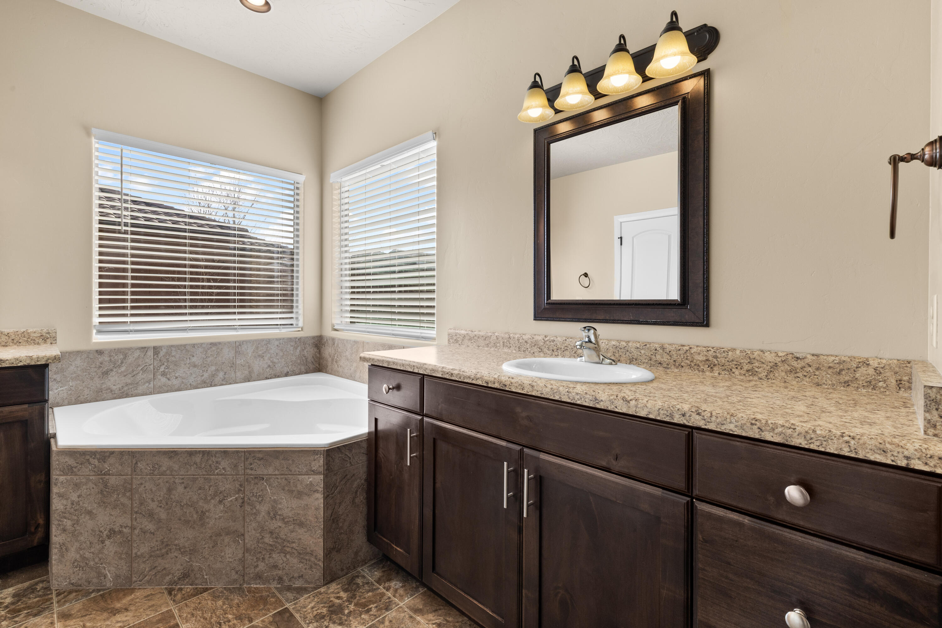 MULBERRY ESTATES - Residential