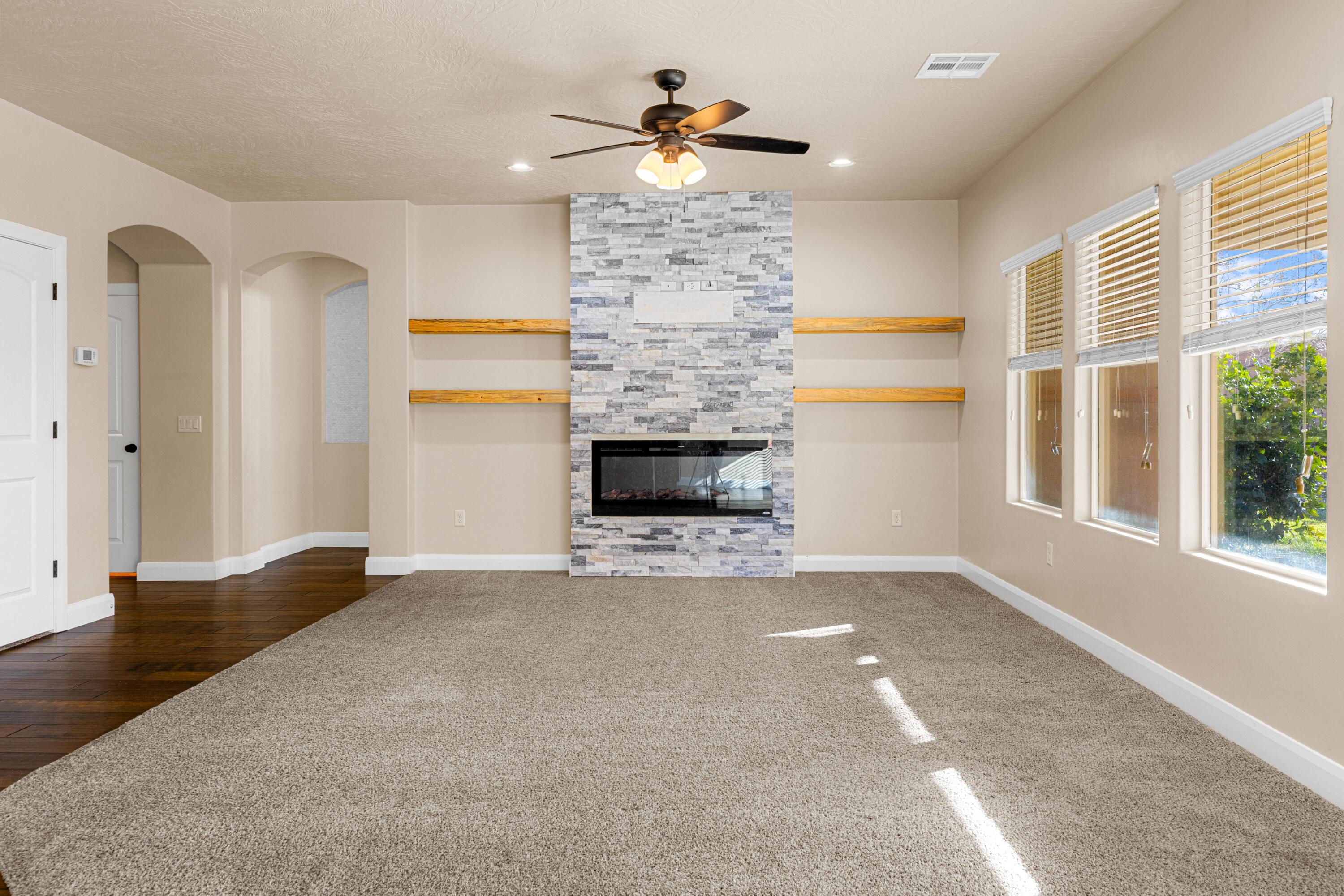 MULBERRY ESTATES - Residential