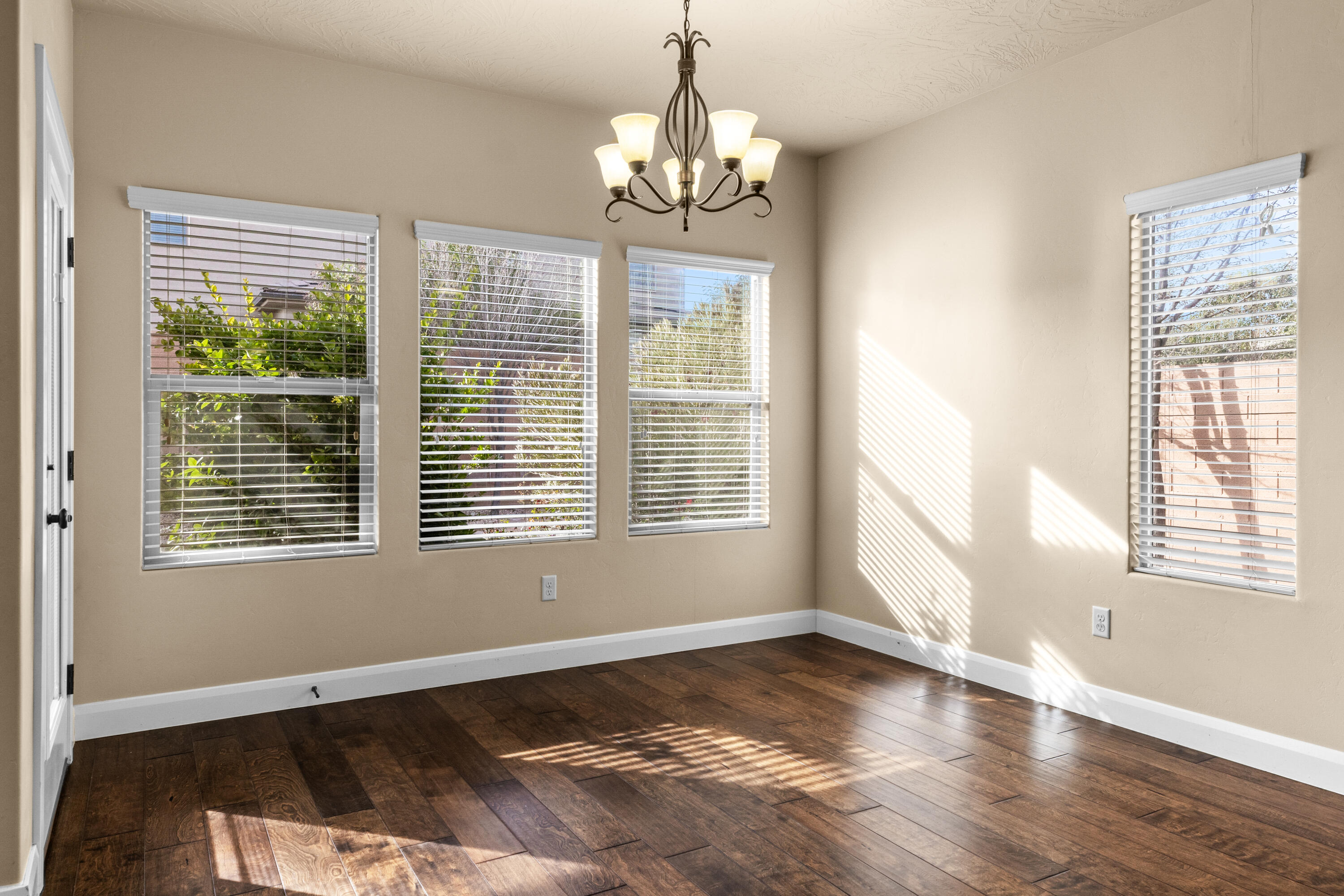 MULBERRY ESTATES - Residential